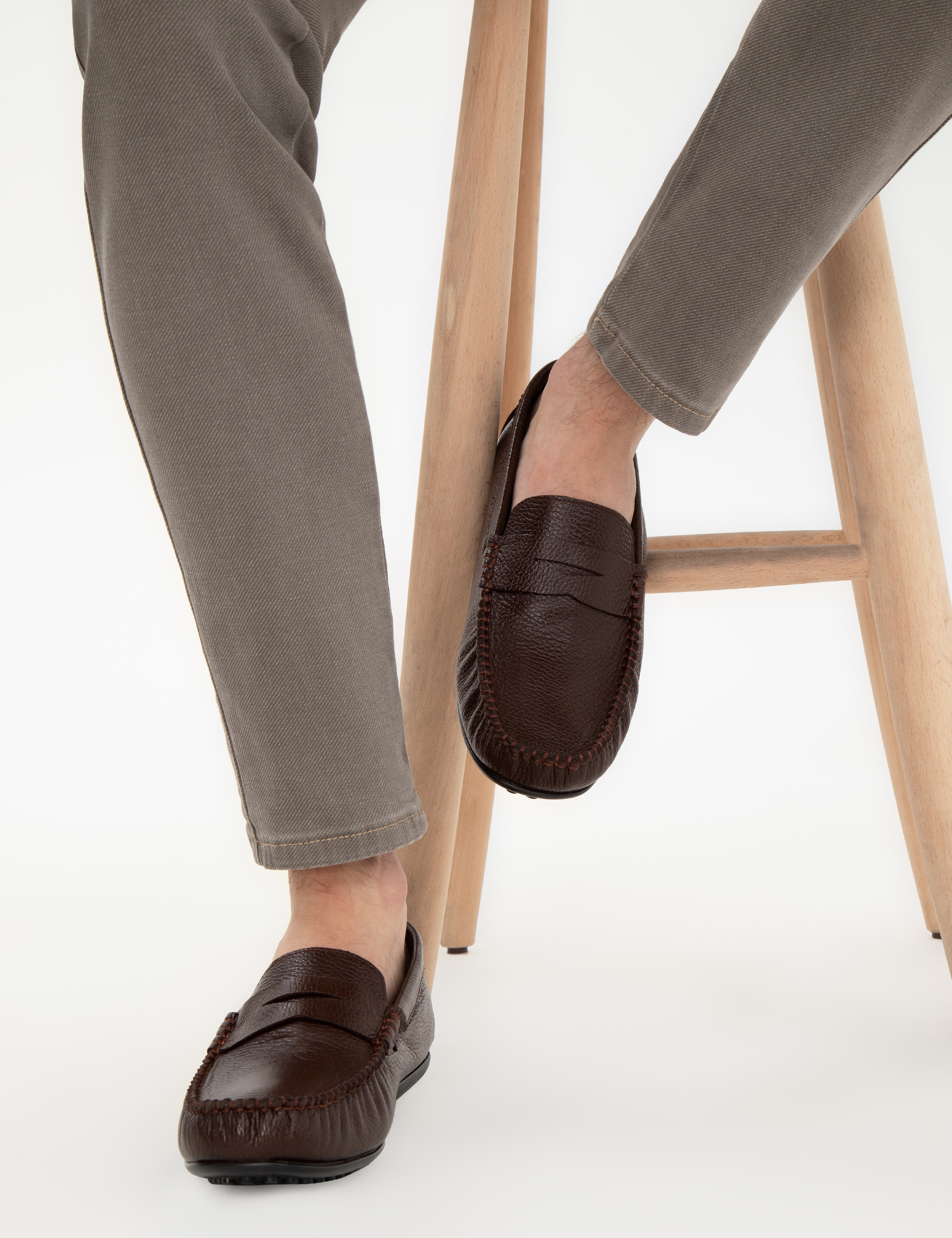 Kahverengi Kauçuk Taban %100 Deri Loafer Ayakkabı - Image 6