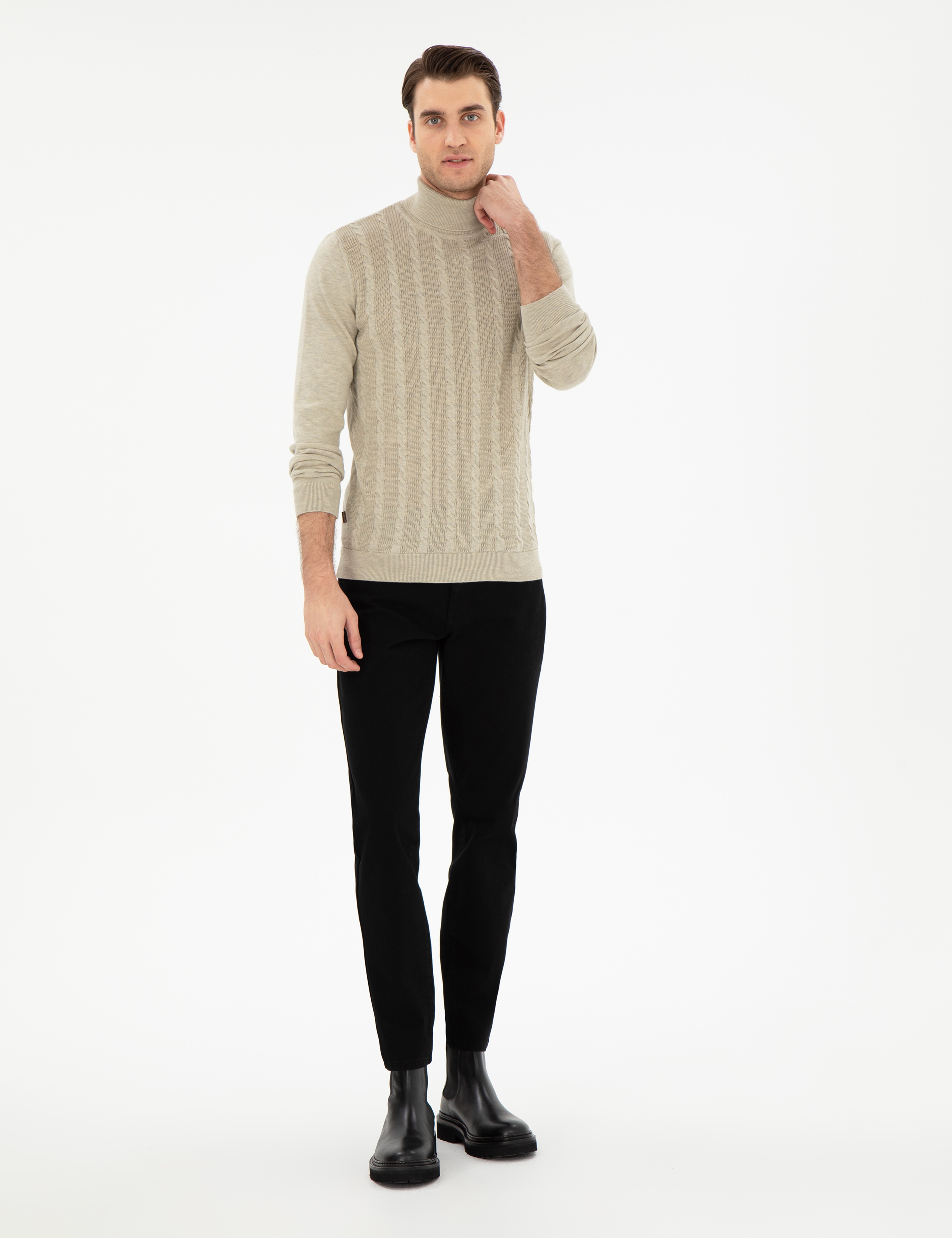 Kum Melanj Slim Fit Balıkçı Yaka Triko Kazak