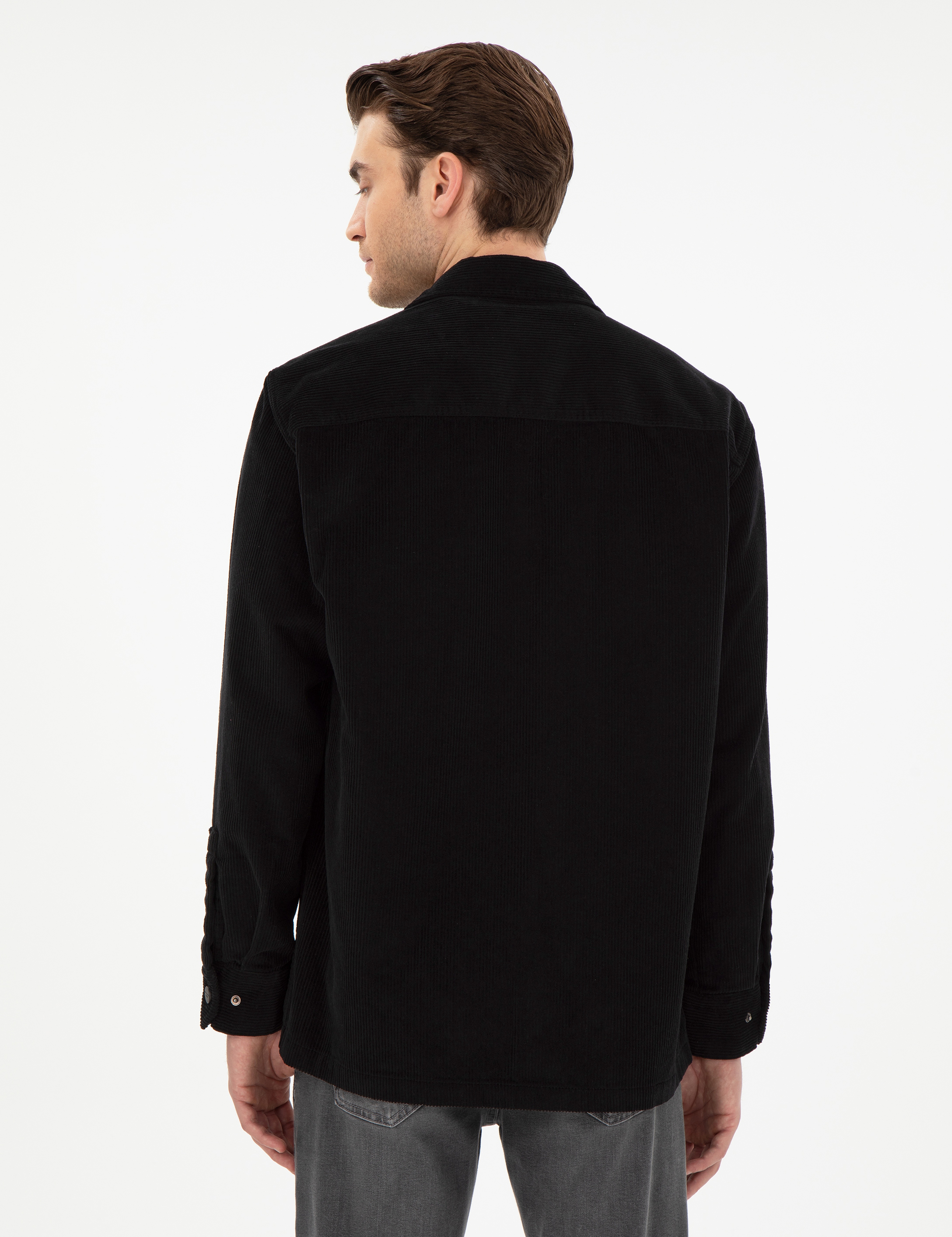 Siyah Klasik Yaka Çift Cepli Oversize Gömlek Ceket - Image 5