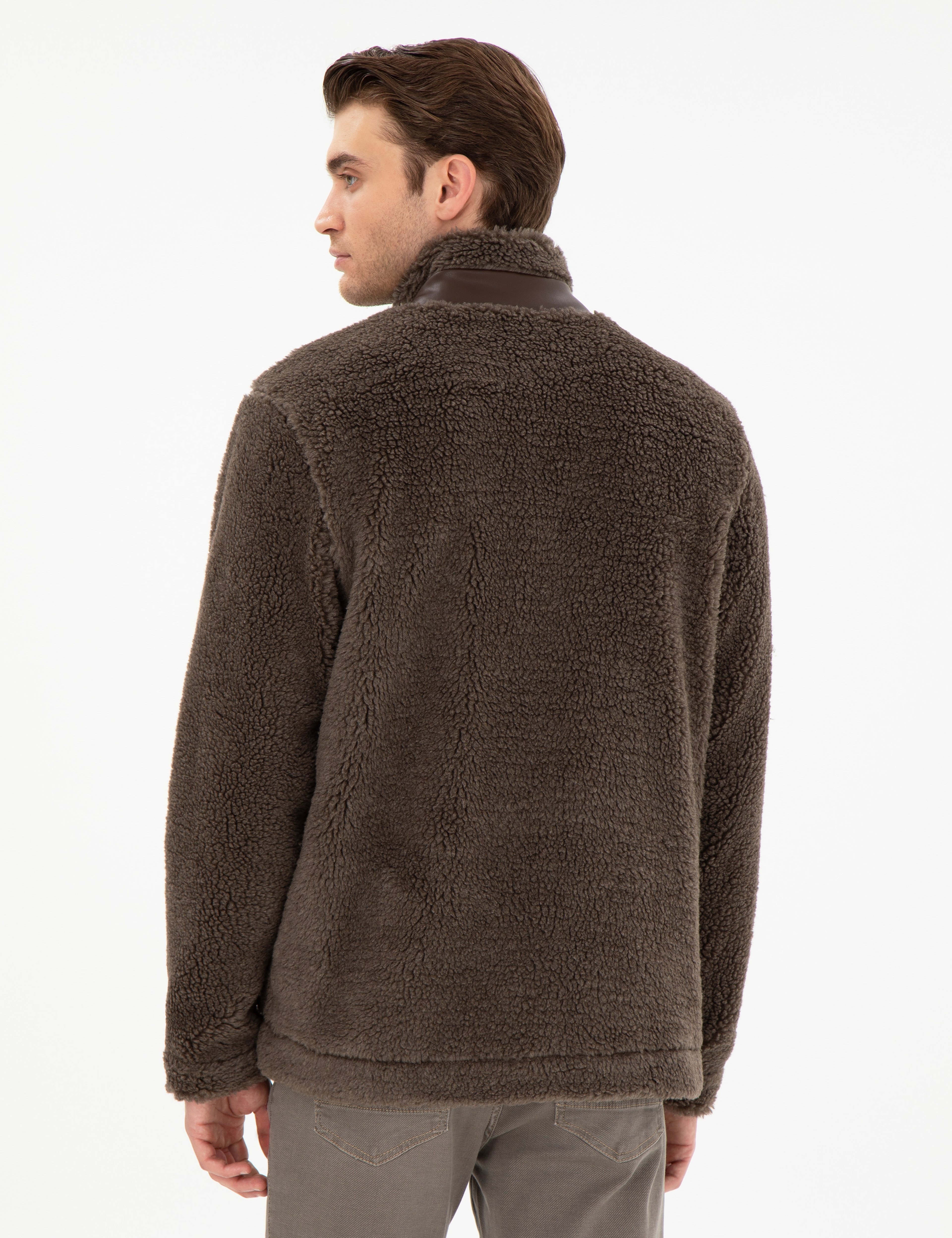 Kahverengi Regular Fit Tam Fermuarlı Pelüş Hırka - Image 5