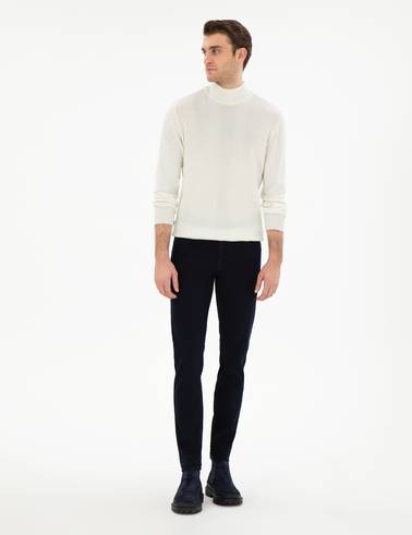 Ekru Slim Fit Yarım Balıkçı Triko Kazak