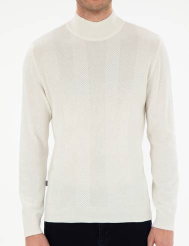 Ekru Slim Fit Yarım Balıkçı Triko Kazak