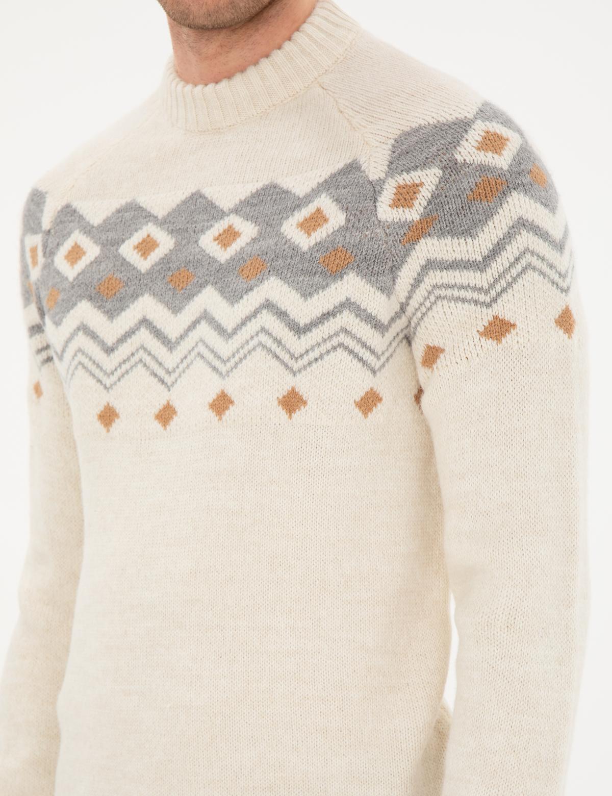 Ekru Slim Fit Çeyrek Yaka Triko Kazak - 50296448001