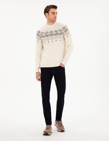 Ekru Slim Fit Çeyrek Yaka Triko Kazak
