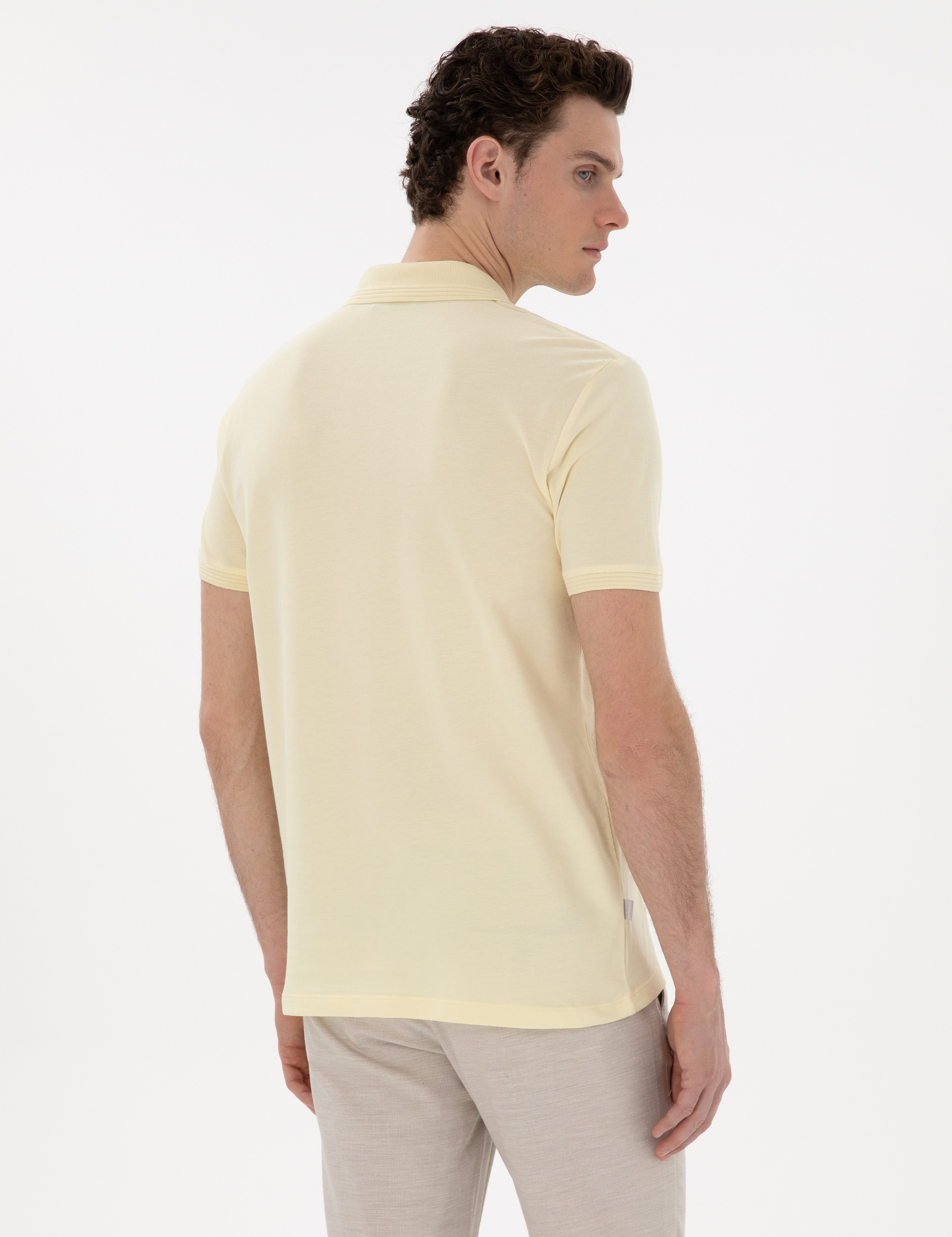 Açık Sarı Slim Fit %100 Pamuk Kıvrılmaz Polo Yaka Basic Tişört