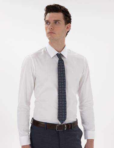 Beyaz %100 Pamuk Parlak Saten Slim Fit Uzun Kollu Basic Gömlek