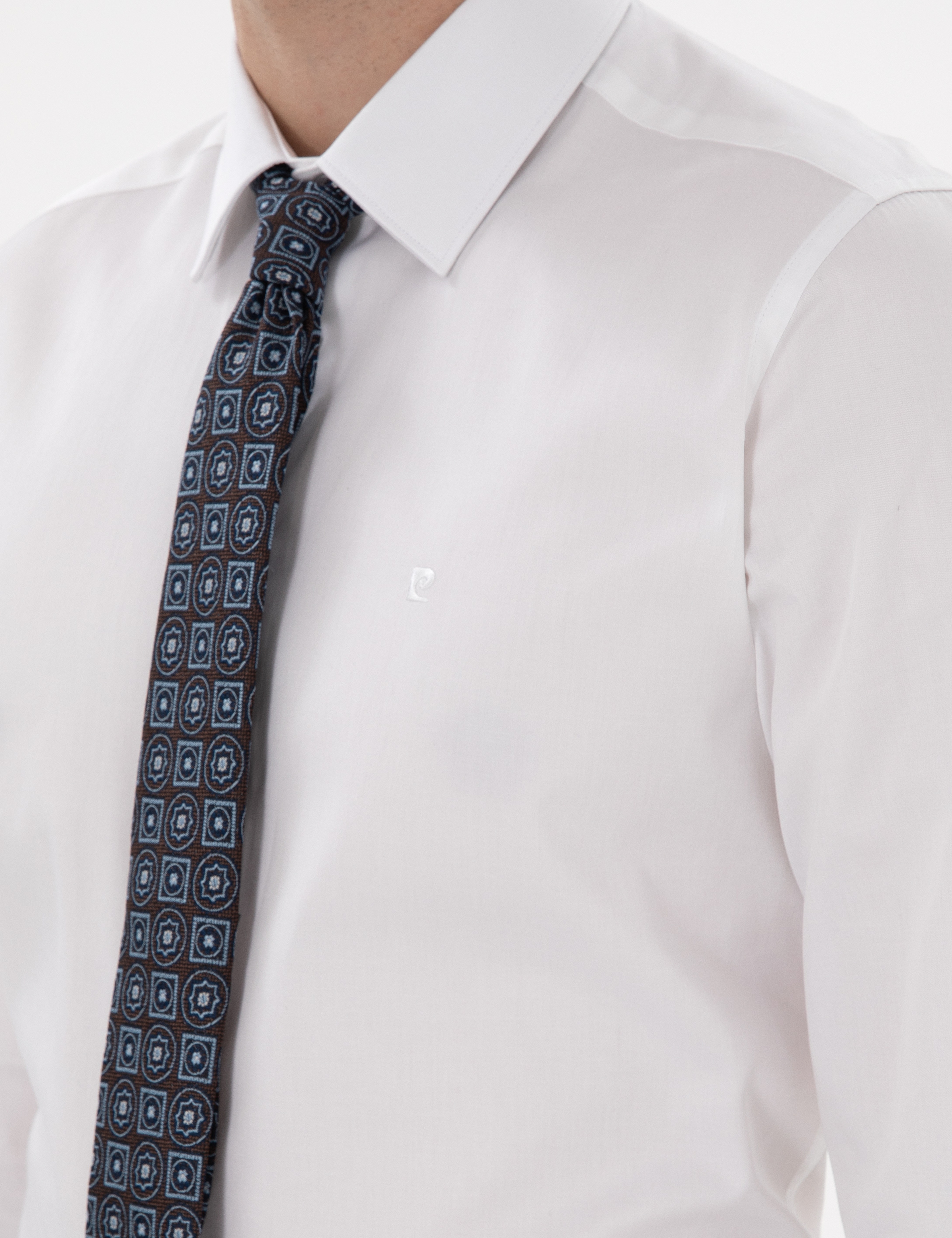 Beyaz %100 Pamuk Parlak Saten Slim Fit Uzun Kollu Basic Gömlek - Image 7