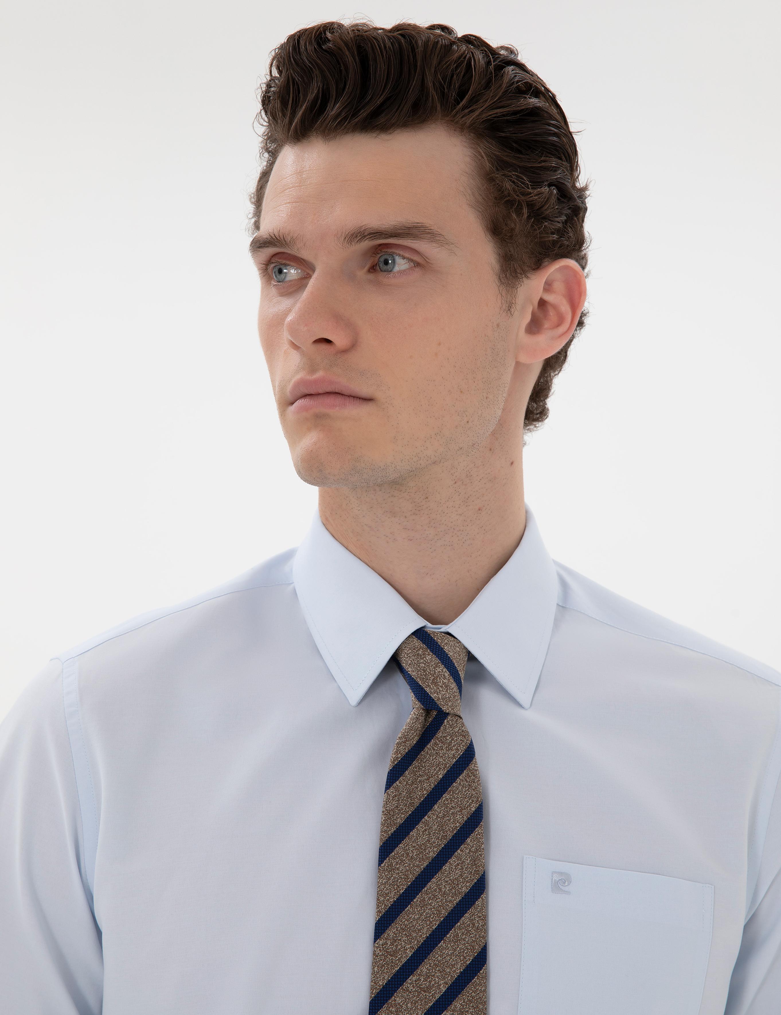 Açık Mavi Regular Fit Uzun Kollu Cepli Klasik Gömlek