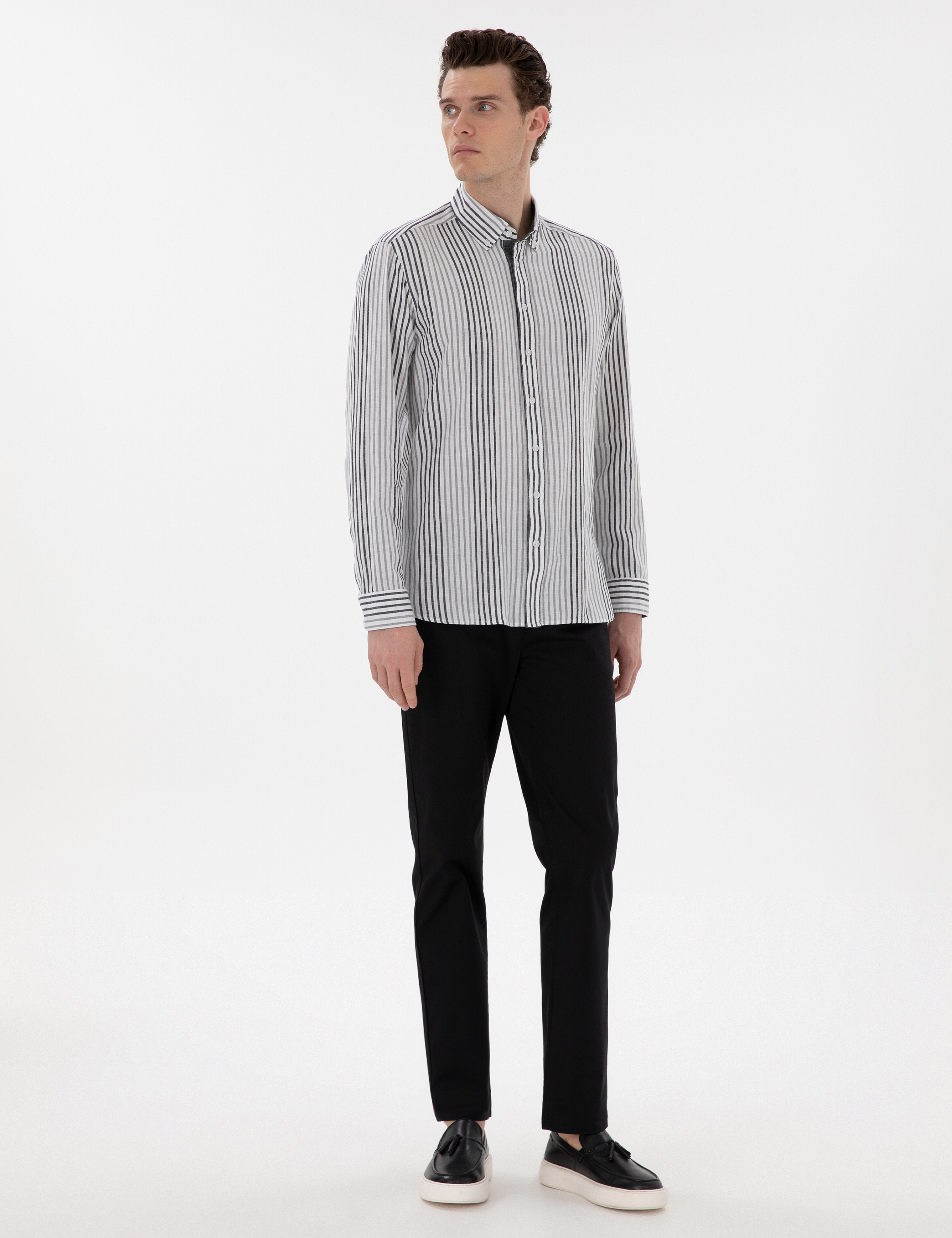 Siyah Regular Fit Çizgili Uzun Kollu Gömlek - Image 4