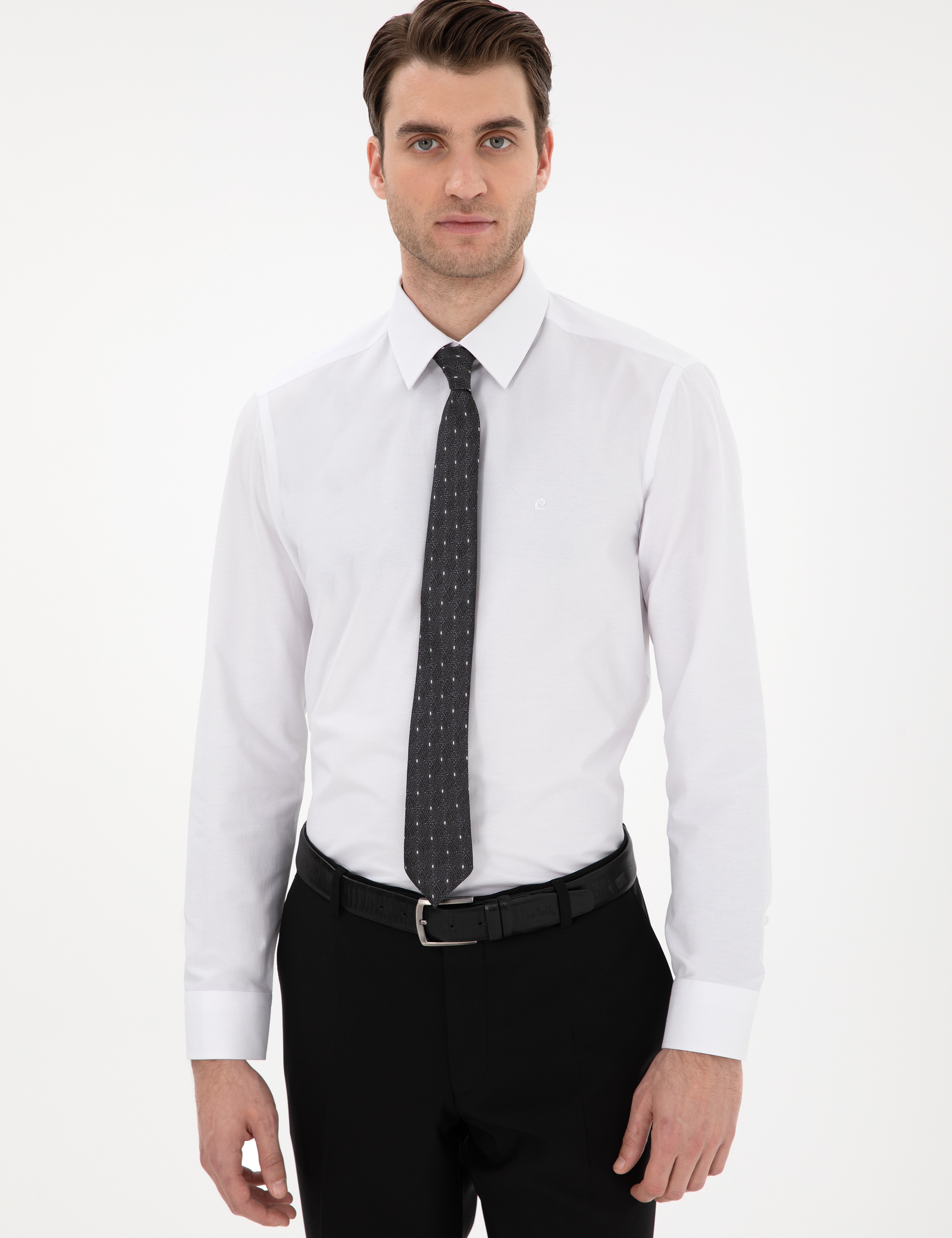 Beyaz Slim Fit Uzun Kollu Basic Gömlek