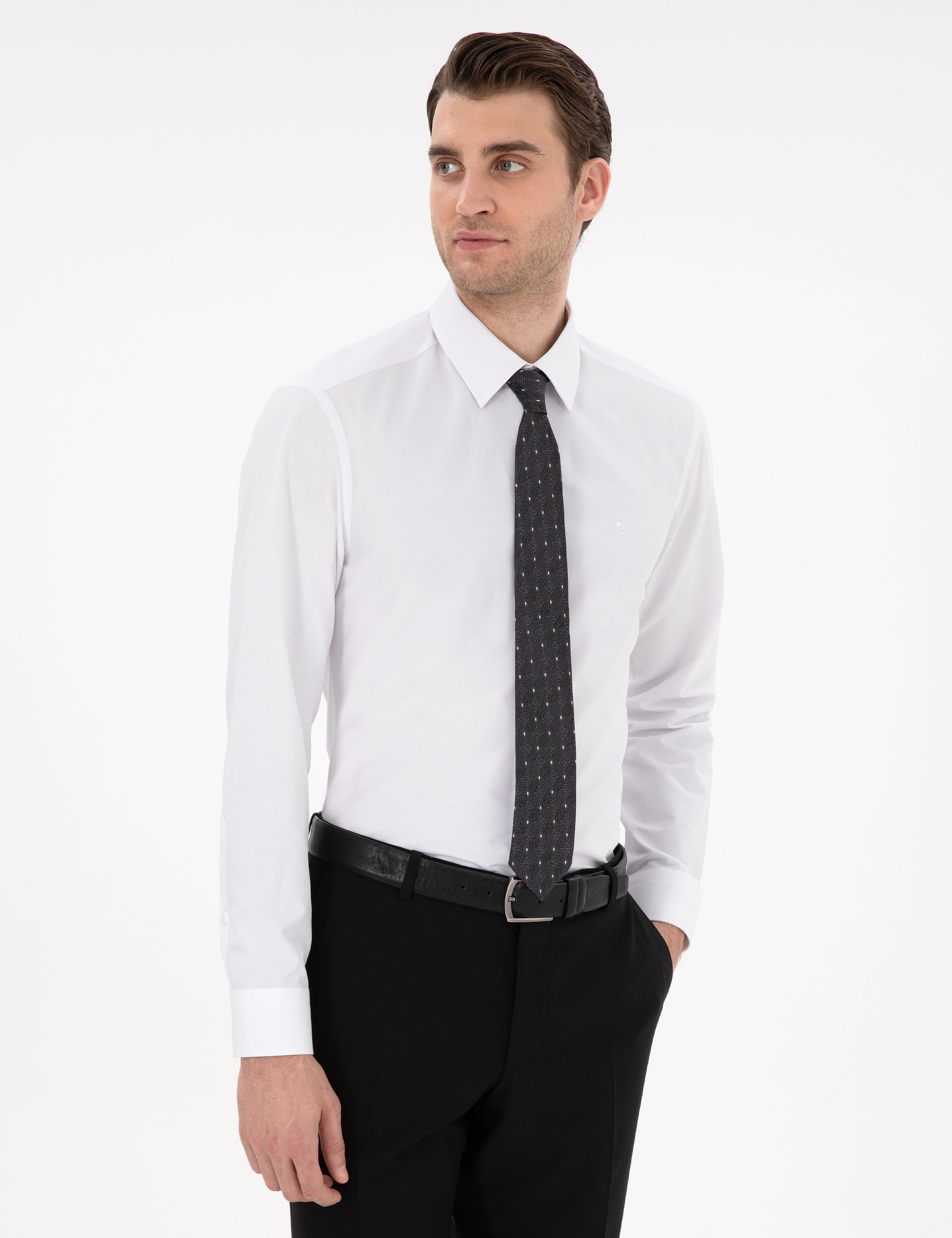 Beyaz Slim Fit Uzun Kollu Basic Gömlek - Image 1