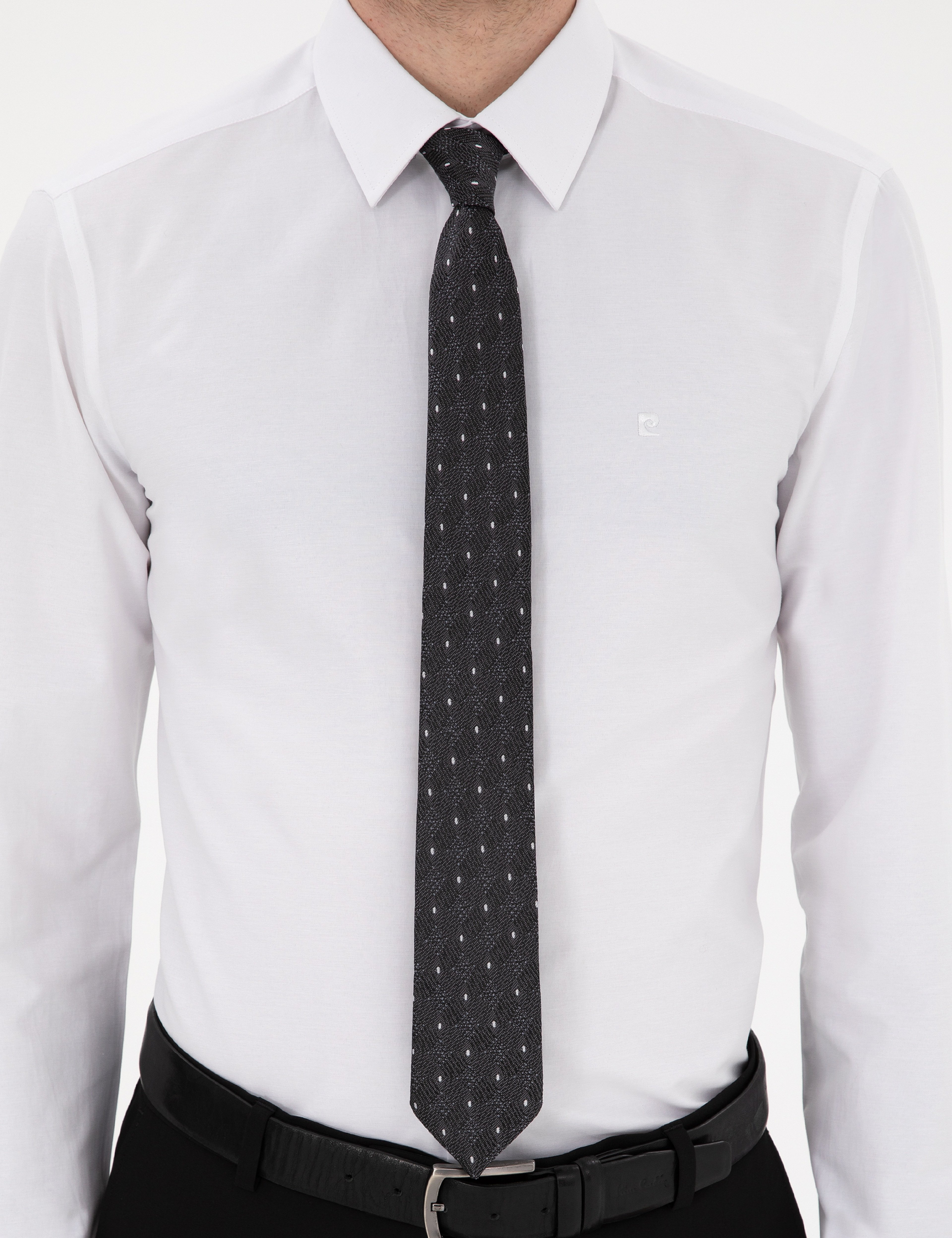 Beyaz Slim Fit Uzun Kollu Basic Gömlek