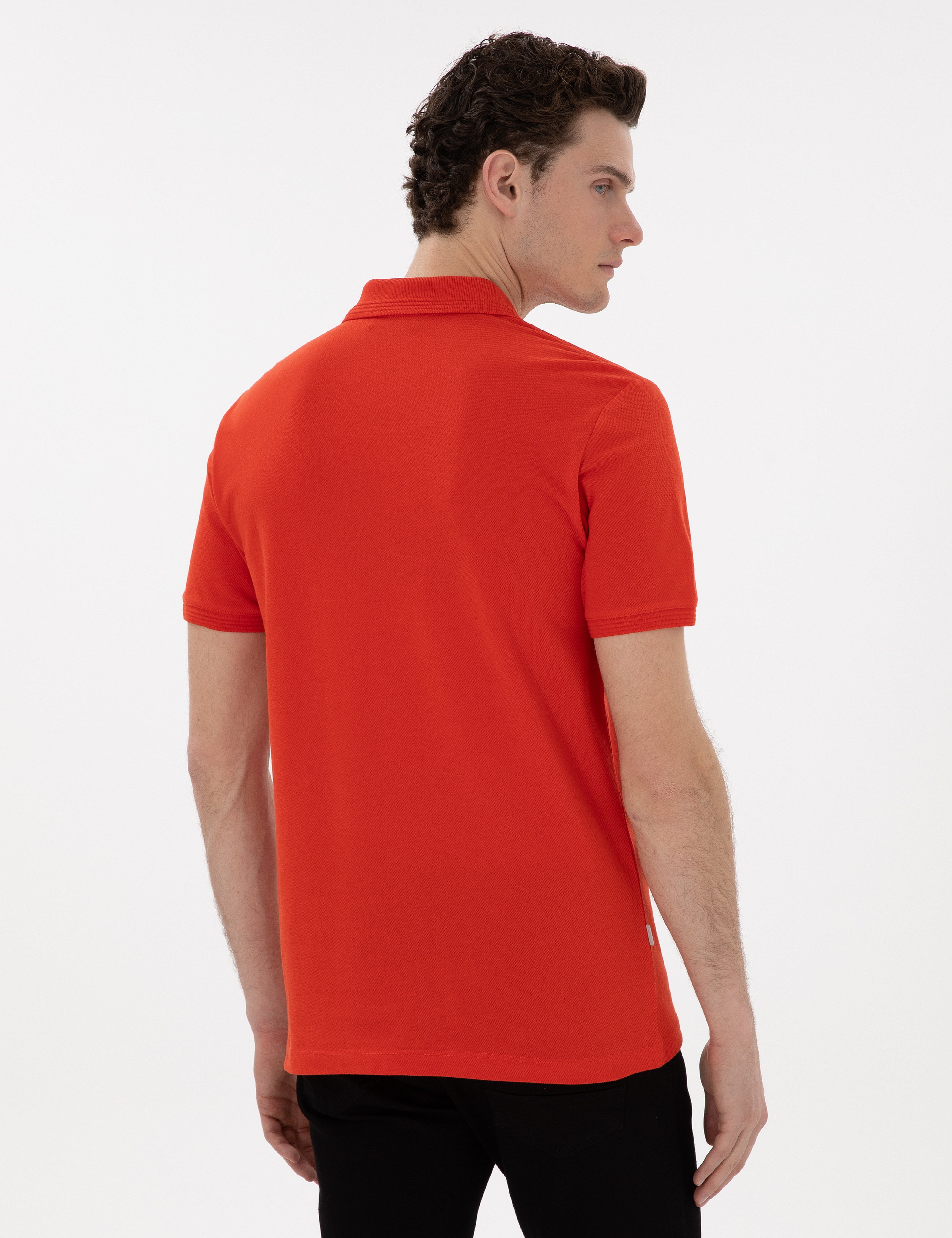 Kırmızı Slim Fit Kıvrılmaz Polo Yaka Basic Tişört