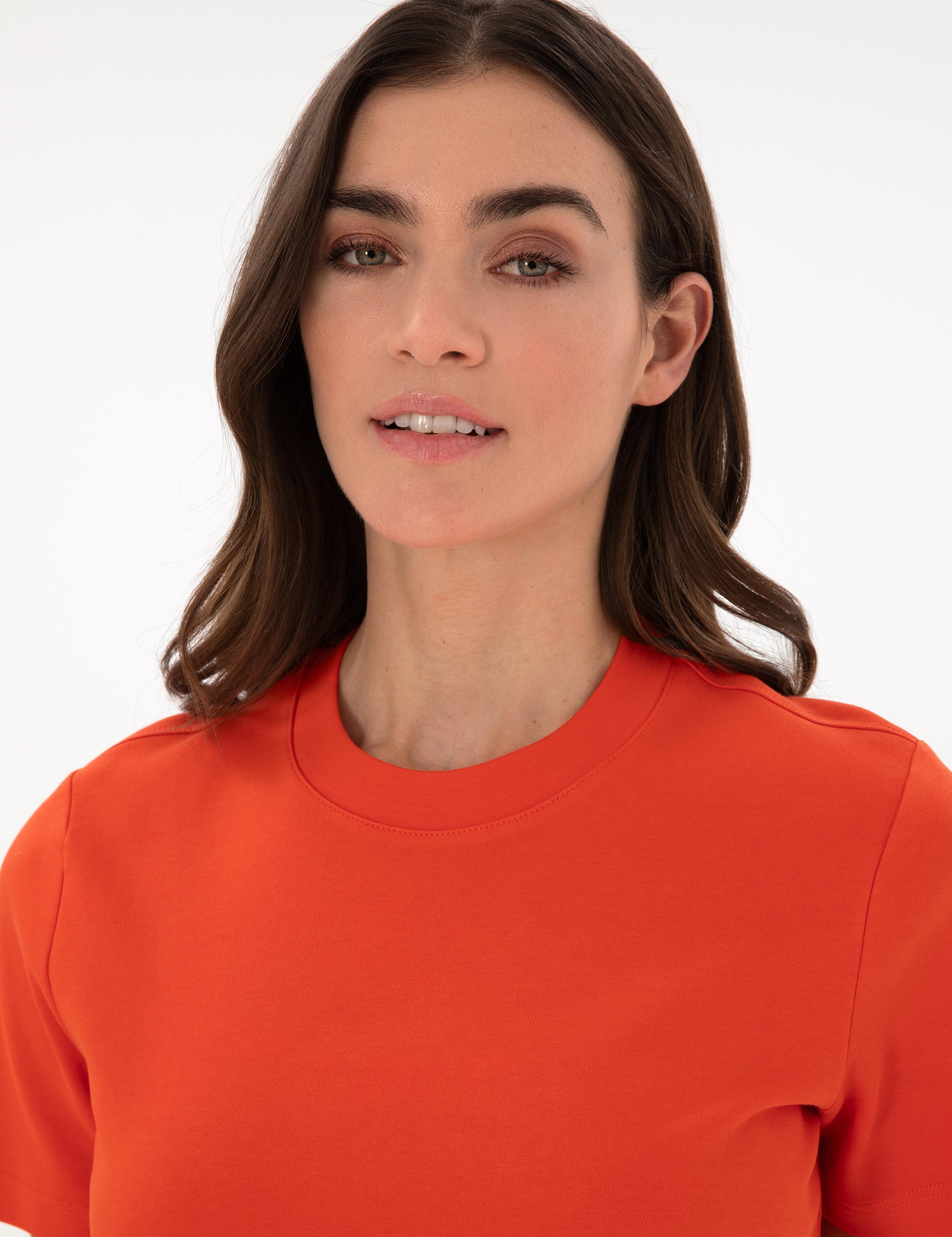 Kırmızı Bisiklet Yaka Basic Tişört