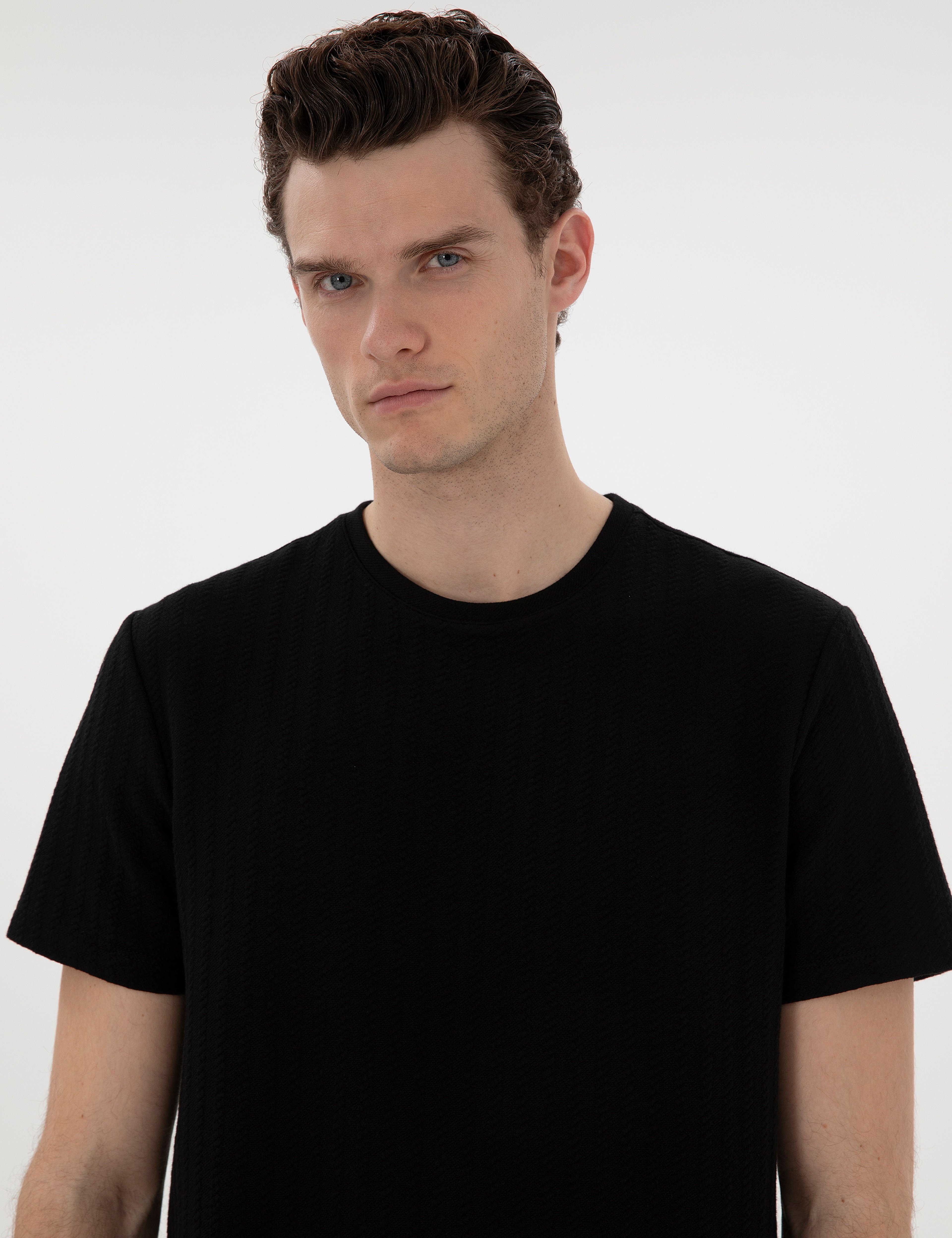 Siyah Regular Fit Tişört - Image 2