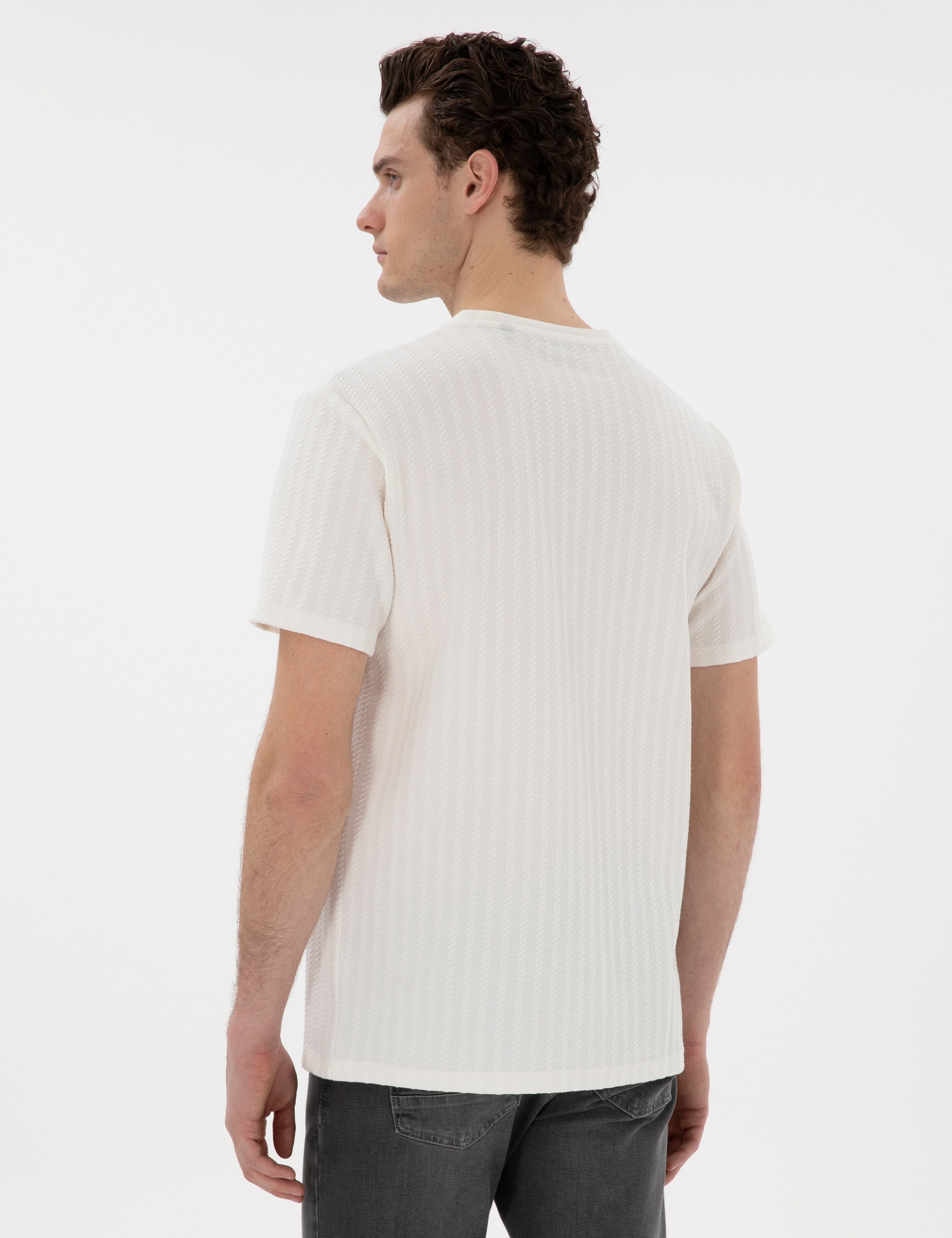 Ekru Regular Fit Tişört - Image 5