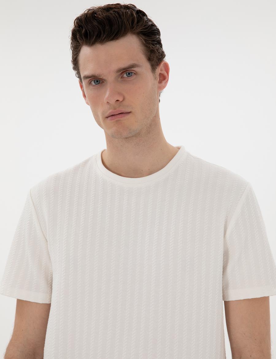 Ekru Regular Fit Tişört