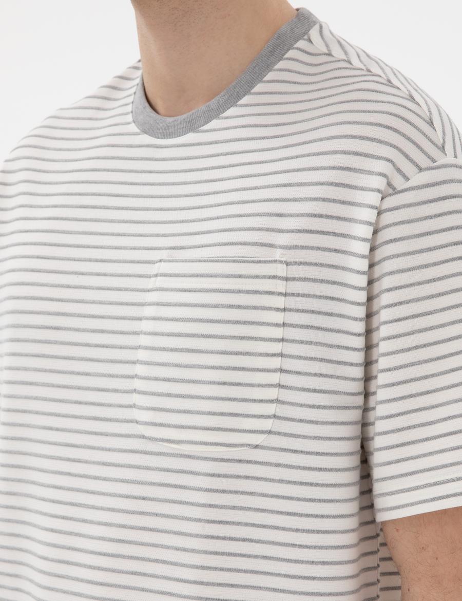 Ekru Comfort Fit Tişört