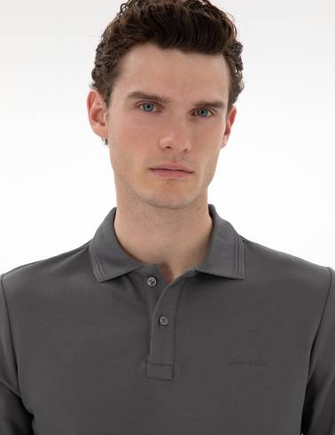 Gri Slim Fit Kıvrılmaz Yaka Sweatshirt