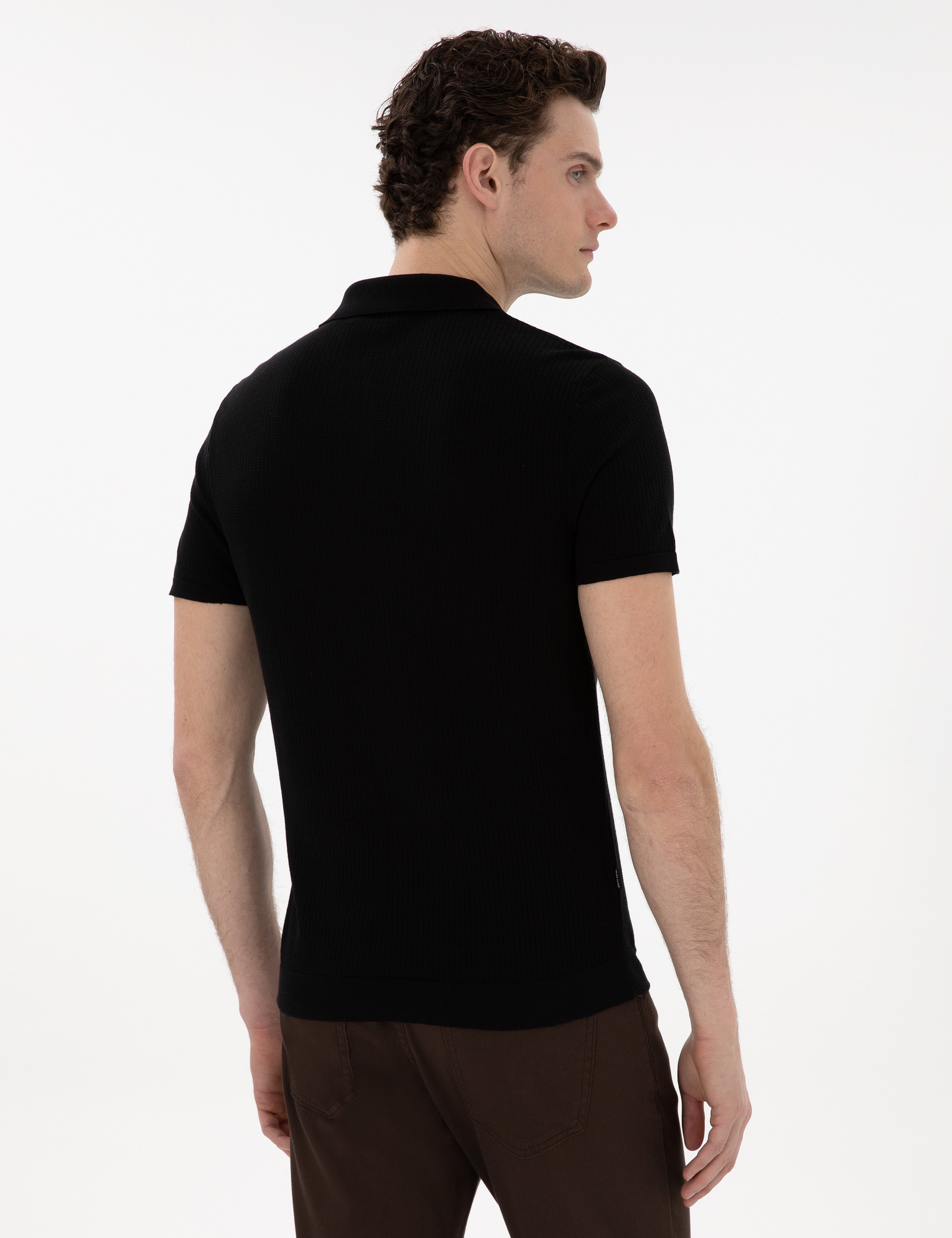 Siyah Slim Fit Fermuarlı Polo Yaka Triko Tişört