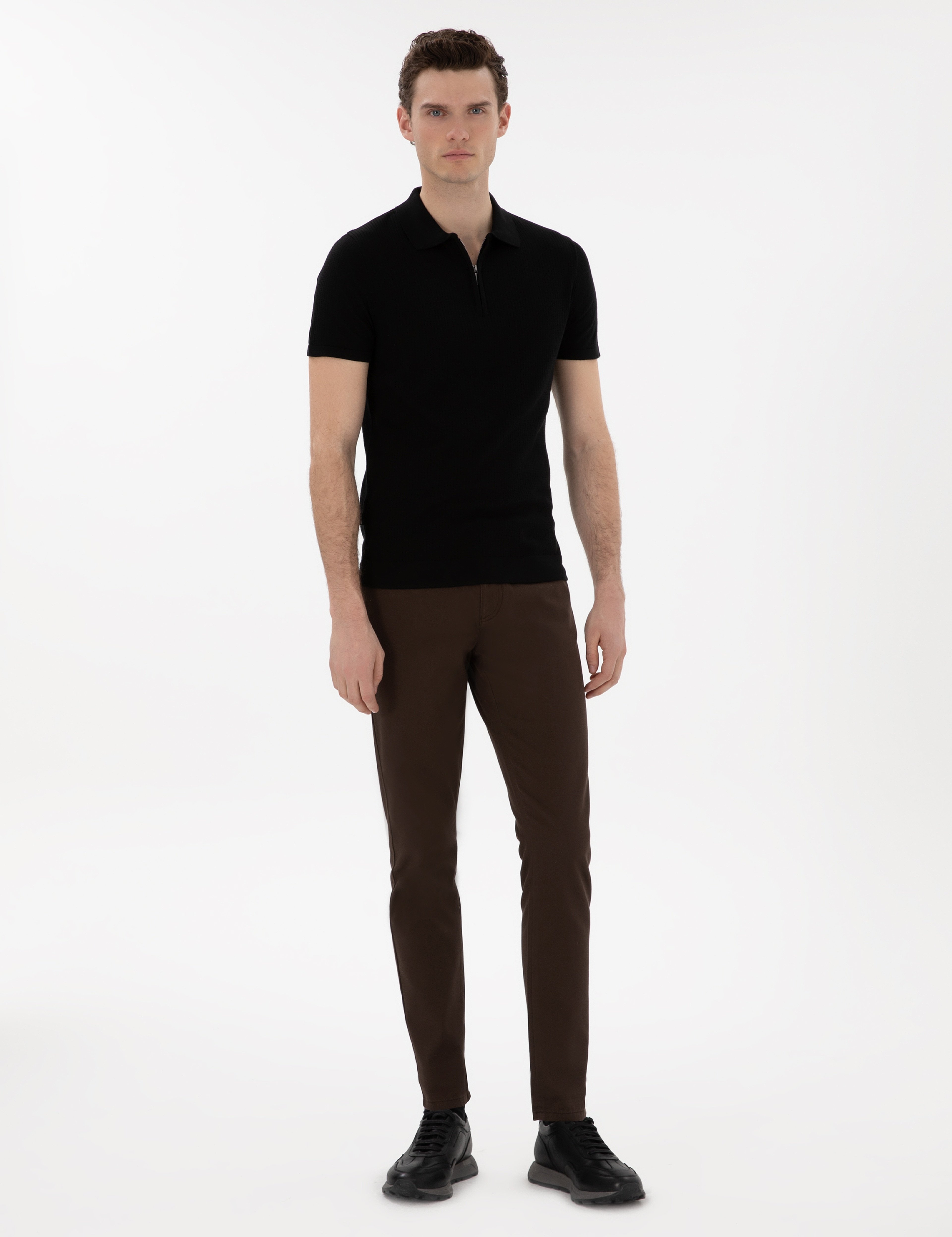 Siyah Slim Fit Fermuarlı Polo Yaka Triko Tişört - Image 4