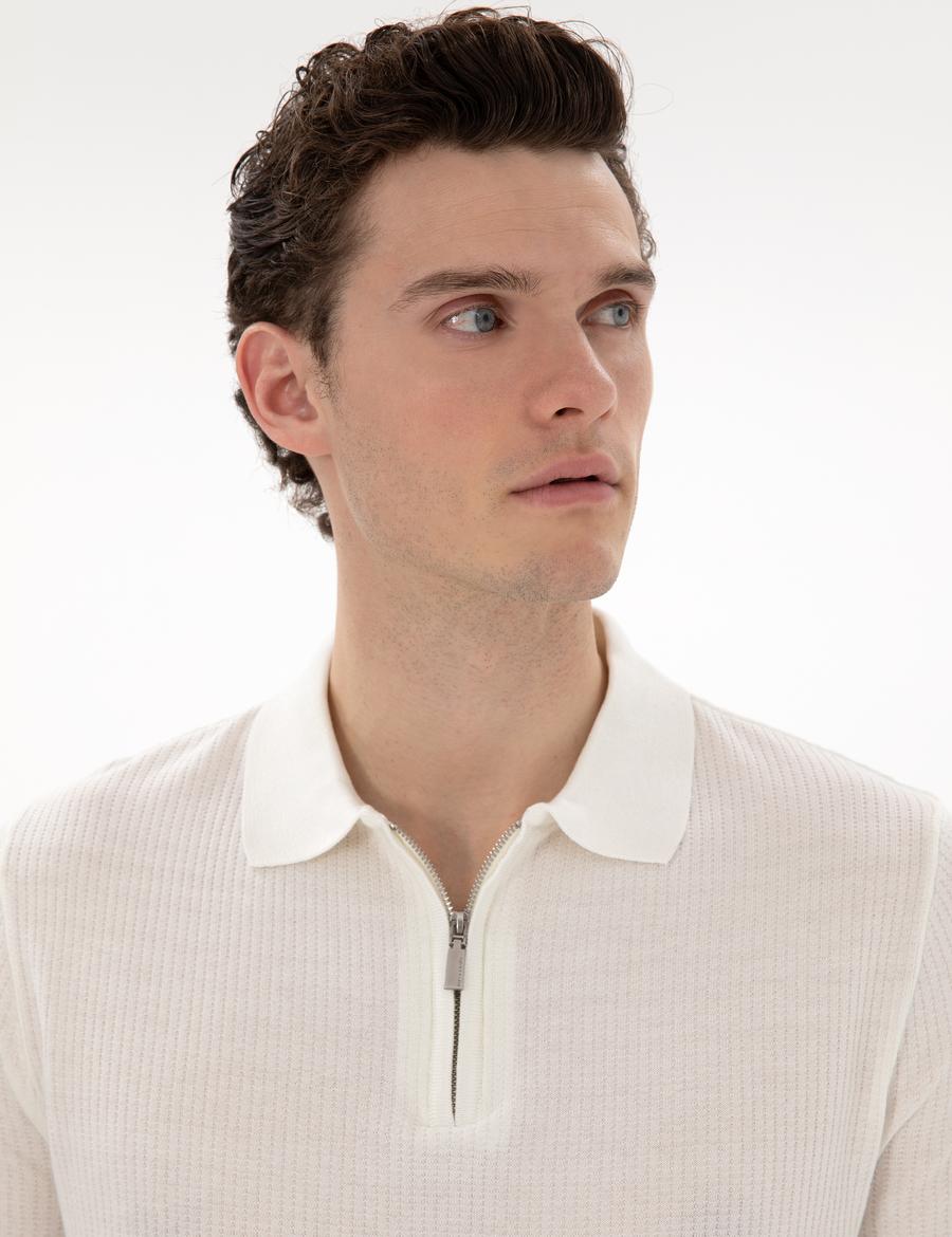 Ekru Slim Fit Fermuarlı Polo Yaka Triko Tişört