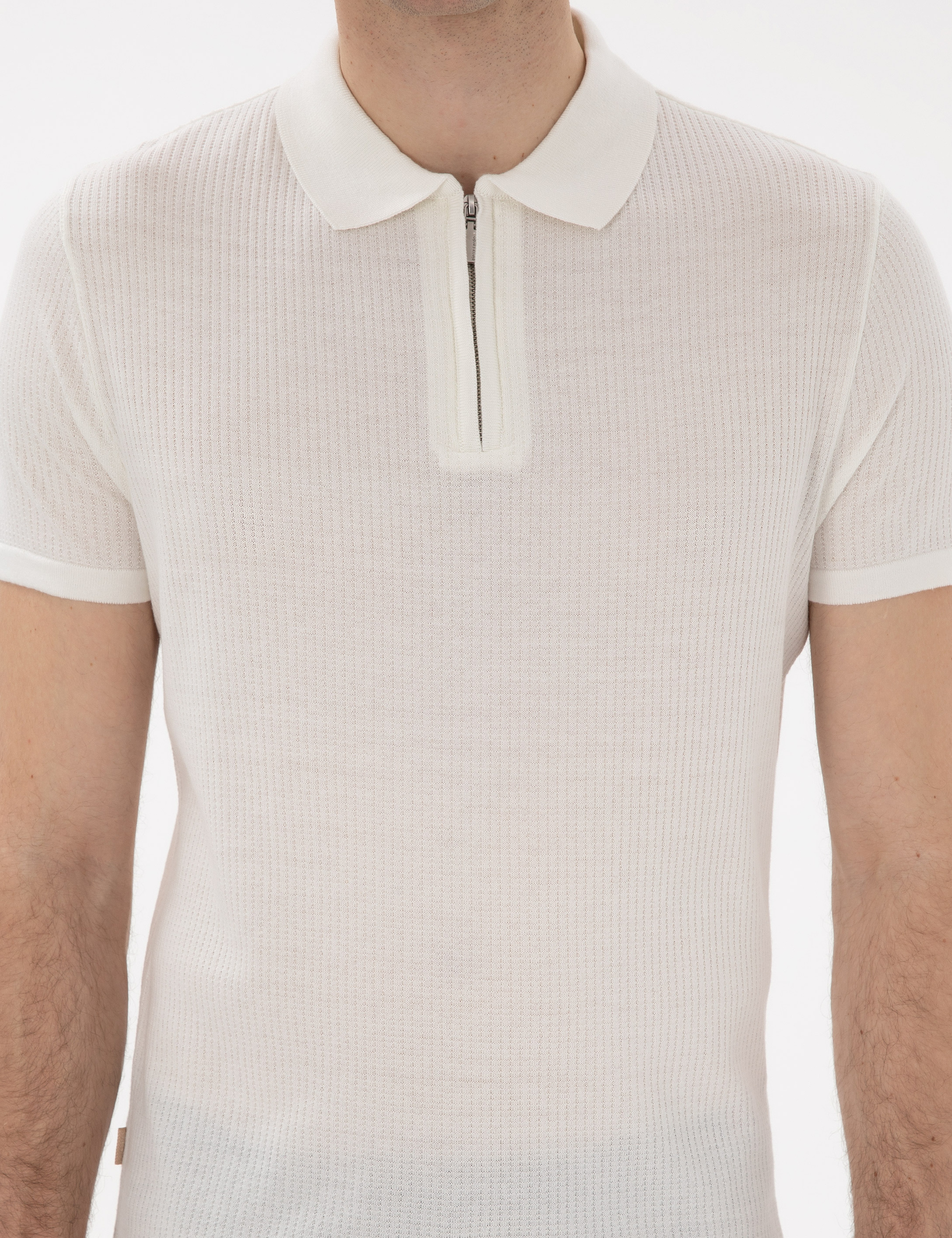 Ekru Slim Fit Fermuarlı Polo Yaka Triko Tişört - Image 6