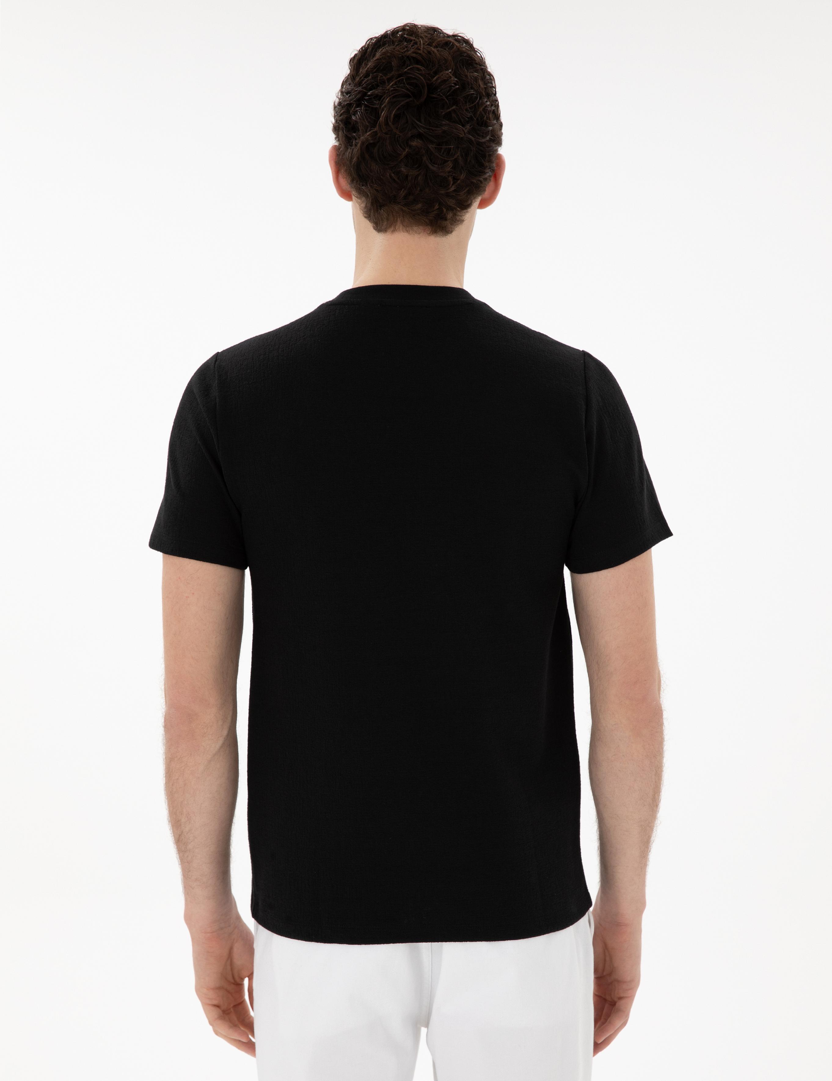 Siyah Slim Fit Tişört