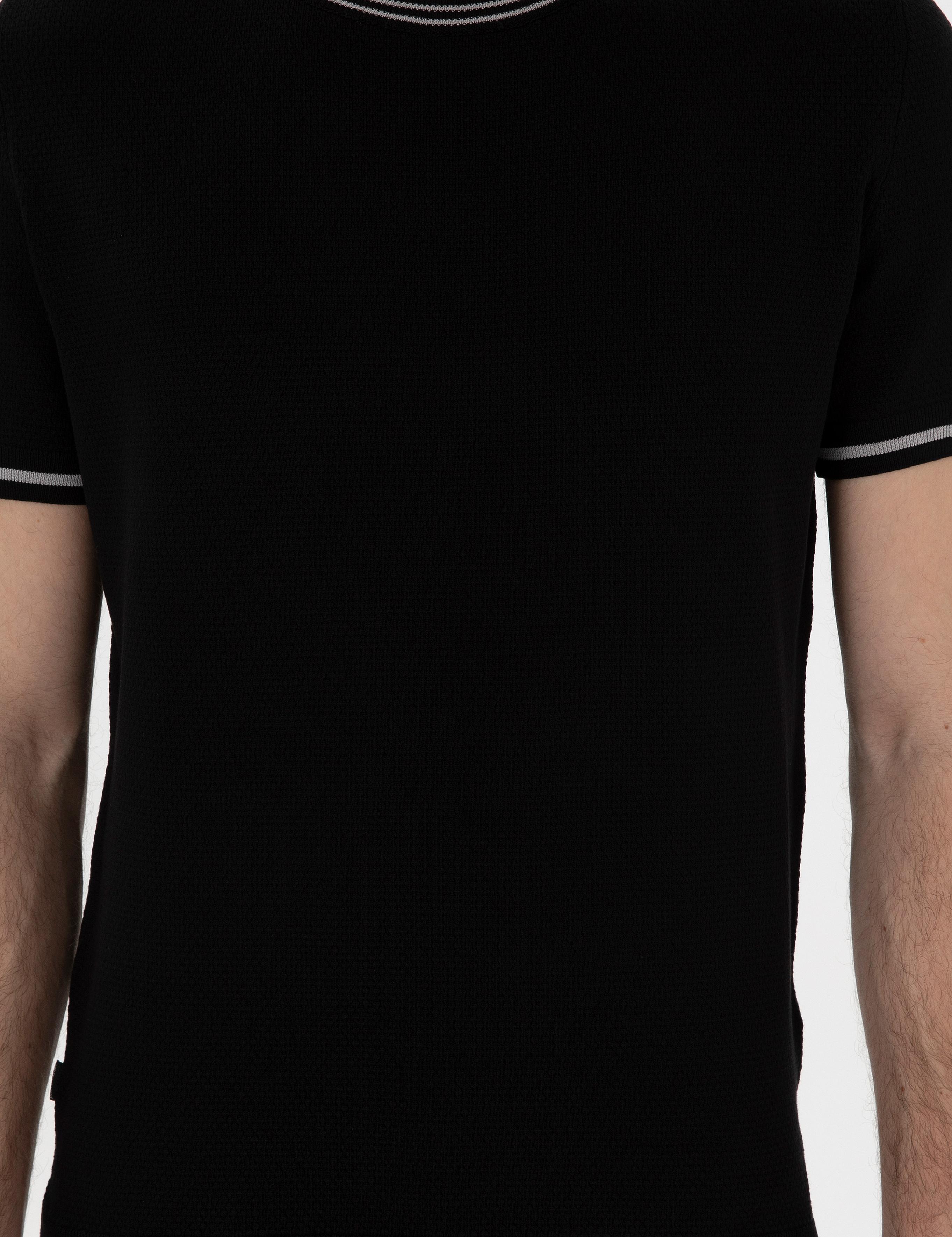 Siyah Slim Fit Bisiklet Yaka Triko Tişört