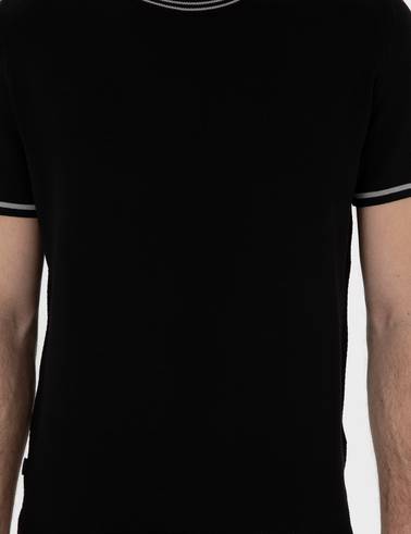 Siyah Slim Fit Bisiklet Yaka Triko Tişört