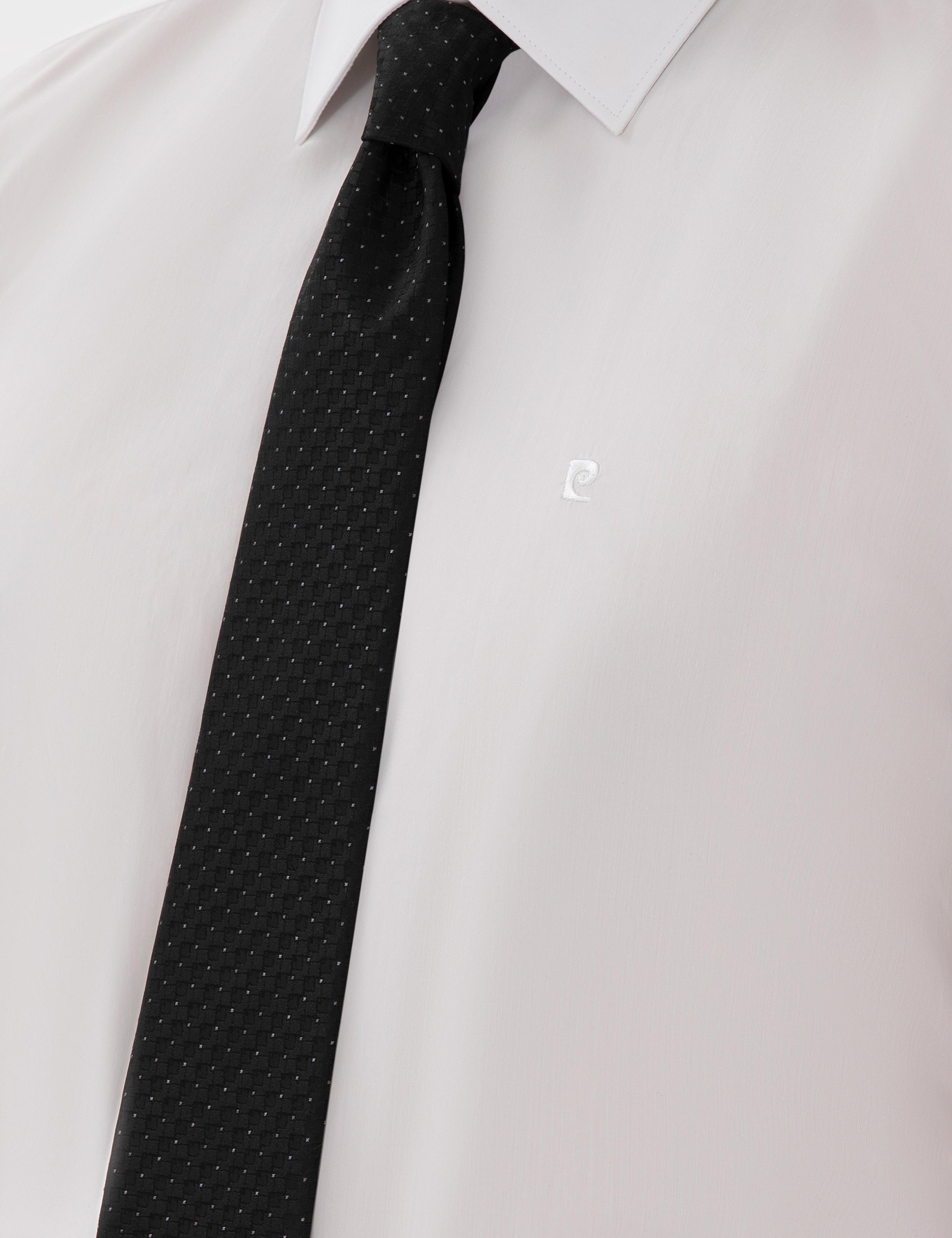 Beyaz Slim Fit Uzun Kollu Basic Gömlek