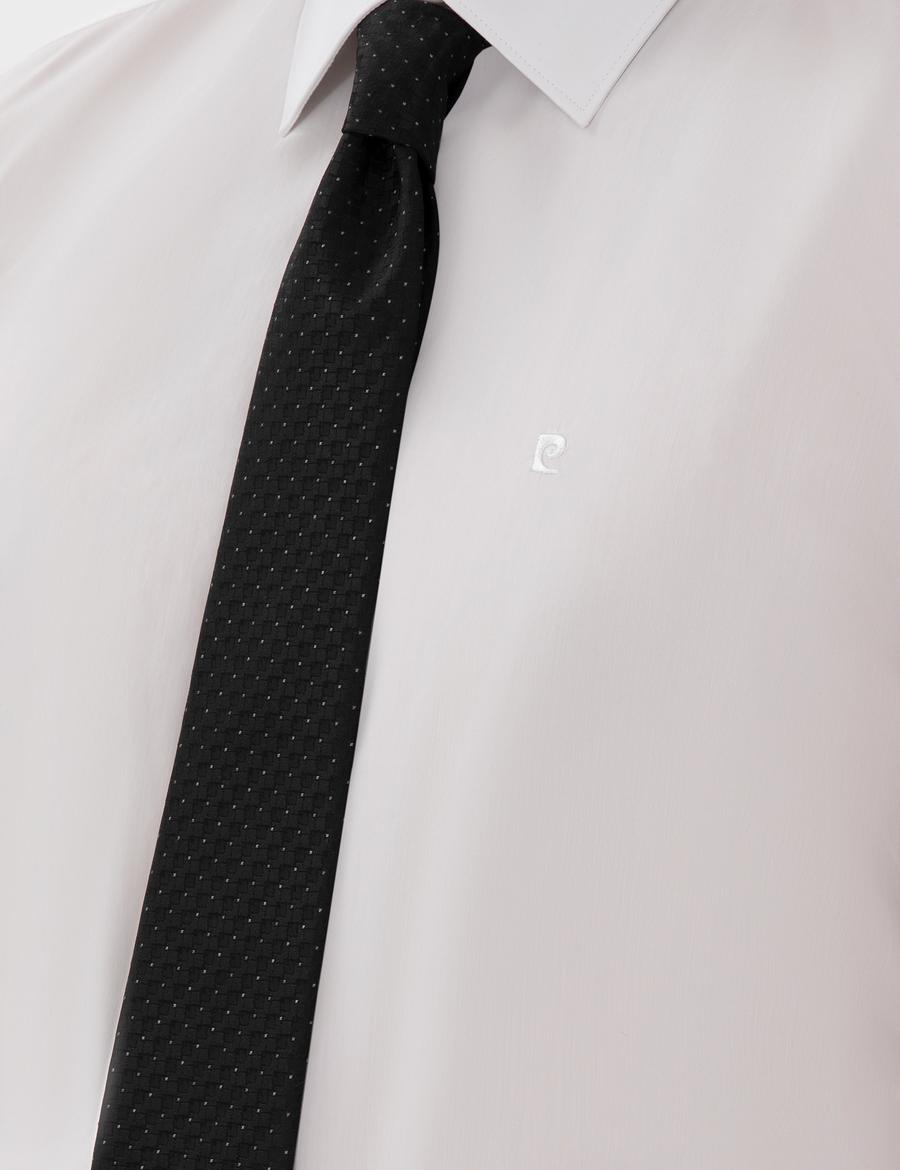 Beyaz Slim Fit Uzun Kollu Basic Gömlek