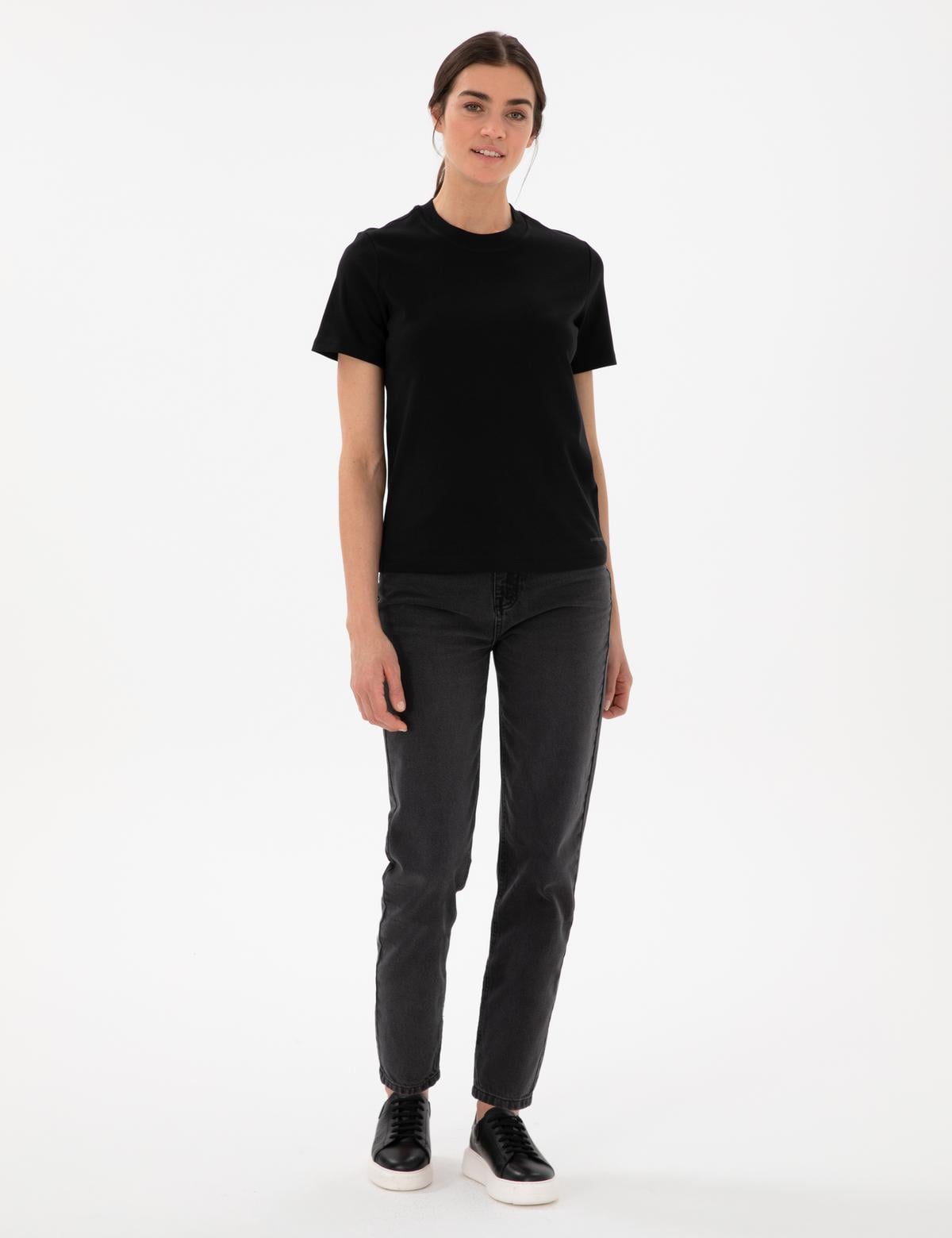 Siyah Bisiklet Yaka Basic Tişört - 50302474013