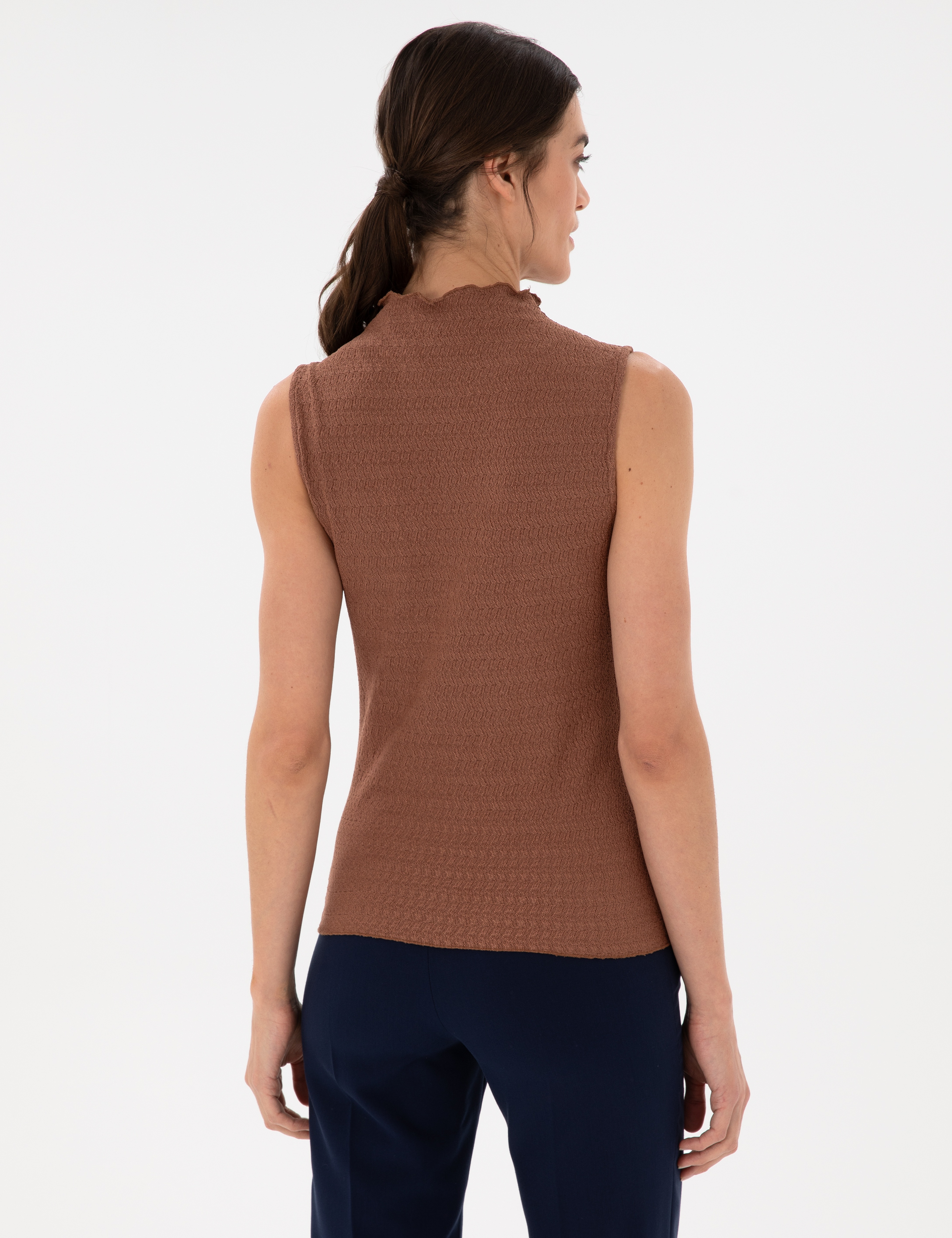 Kahverengi Slim Fit Örme Bluz - Image 5