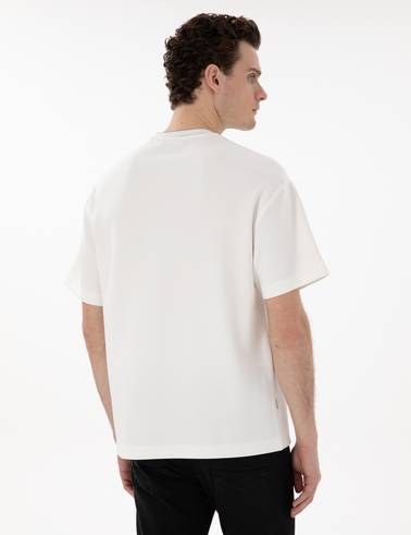Ekru Comfort Fit Tişört