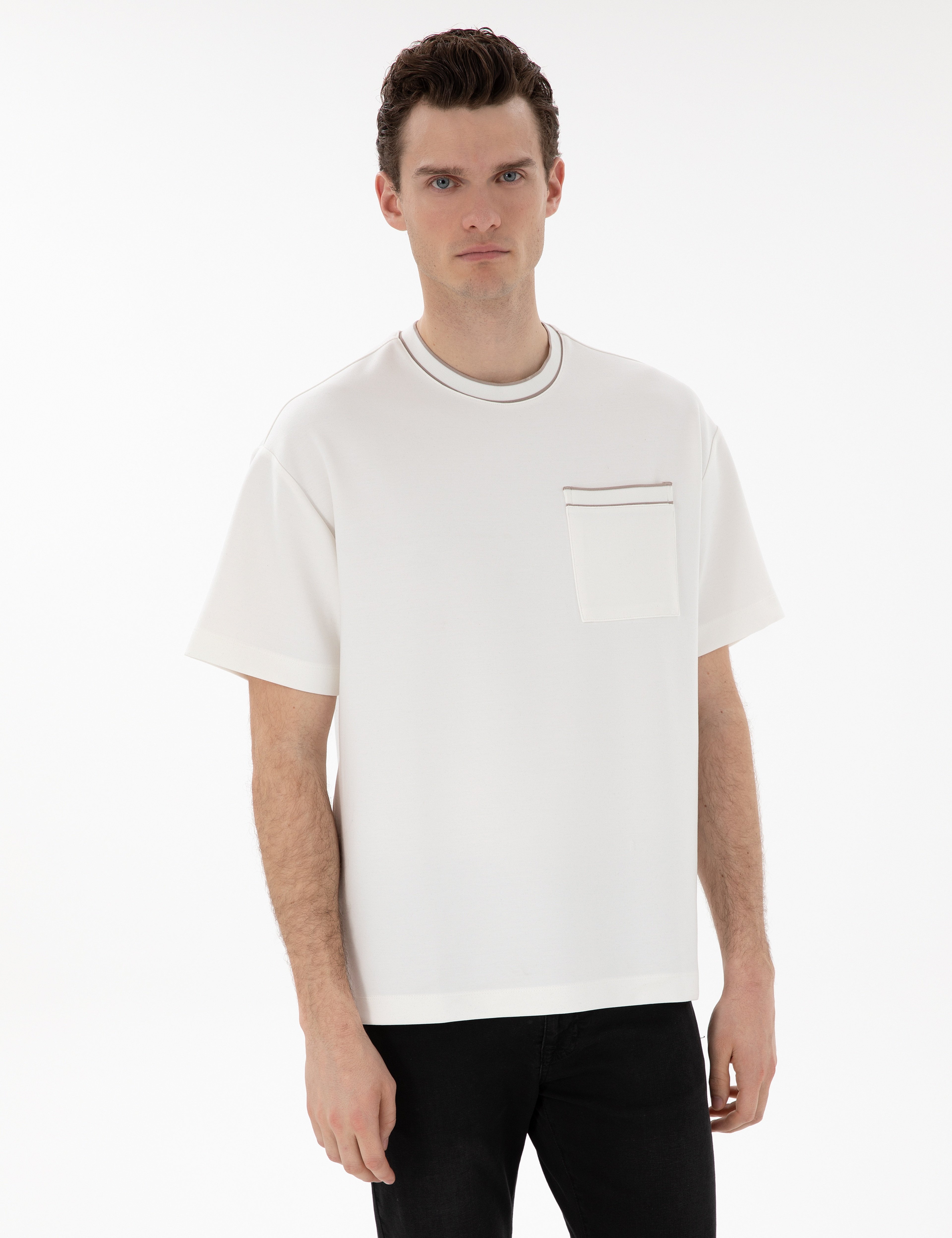 Ekru Comfort Fit Tişört
