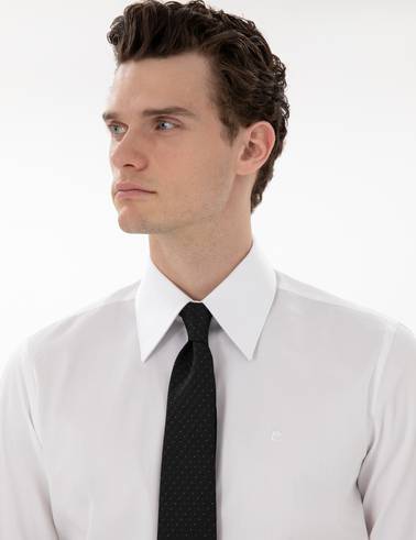 Beyaz Slim Fit Uzun Kollu Gömlek