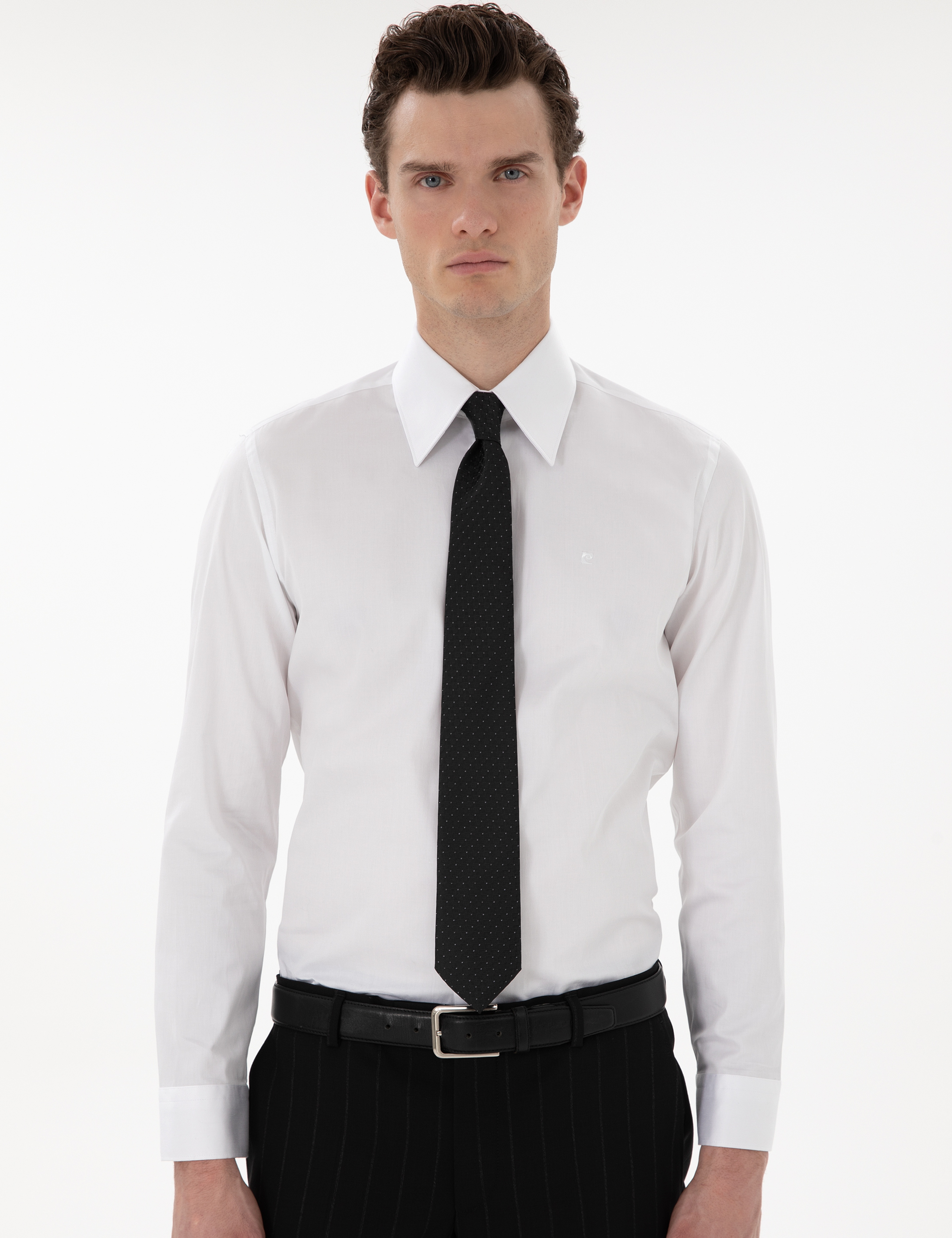 Beyaz Slim Fit Uzun Kollu Gömlek