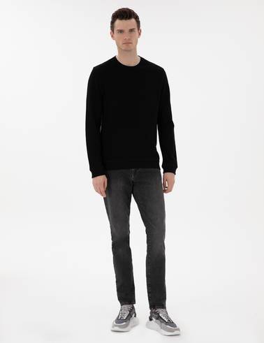 Siyah Regular Fit Sweatshirt