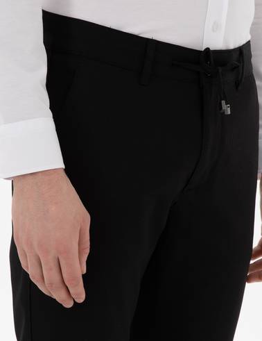 Siyah Slim Fit Bağcıklı Kanvas Pantolon