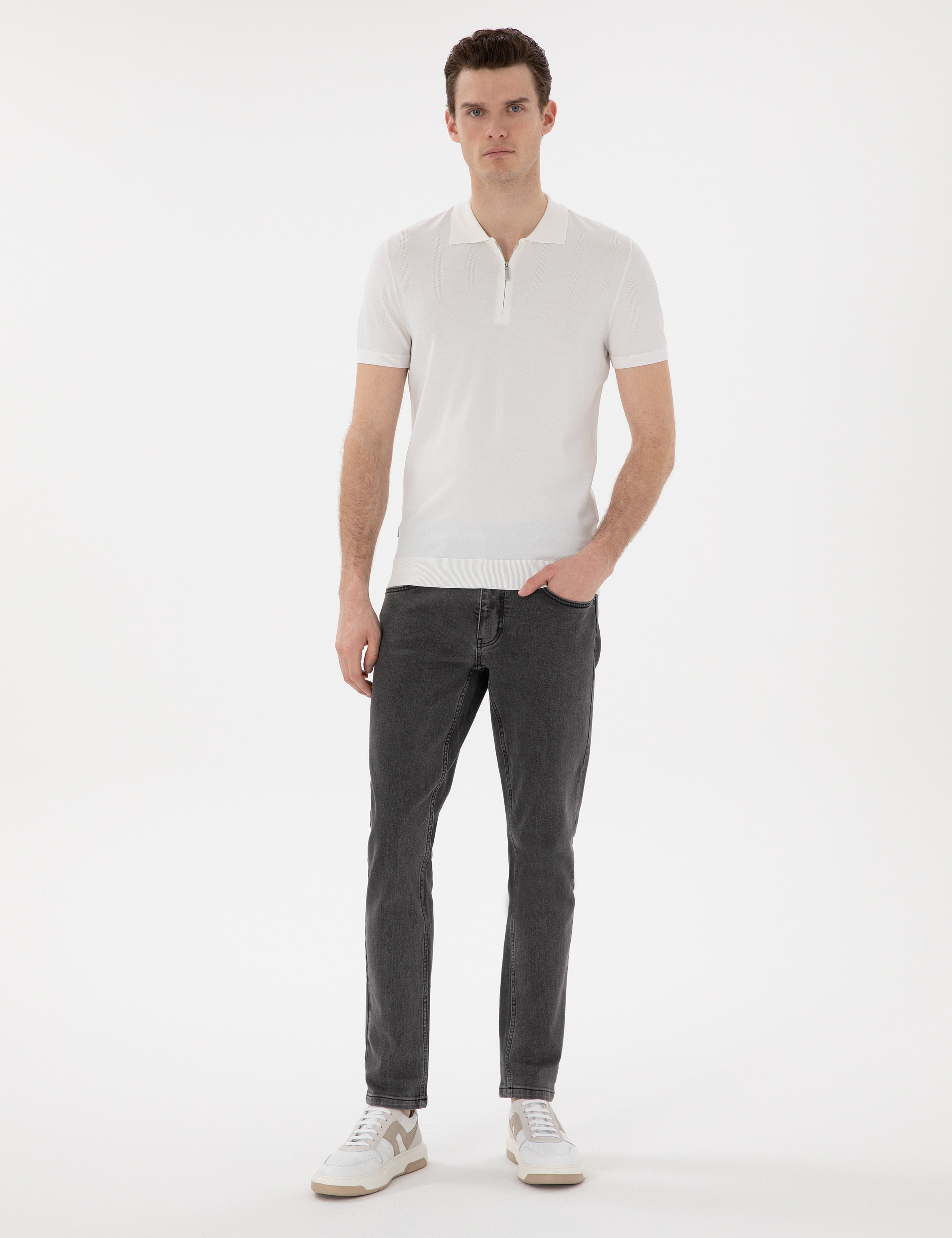 Ekru Slim Fit Fermuarlı Polo Yaka Triko Tişört