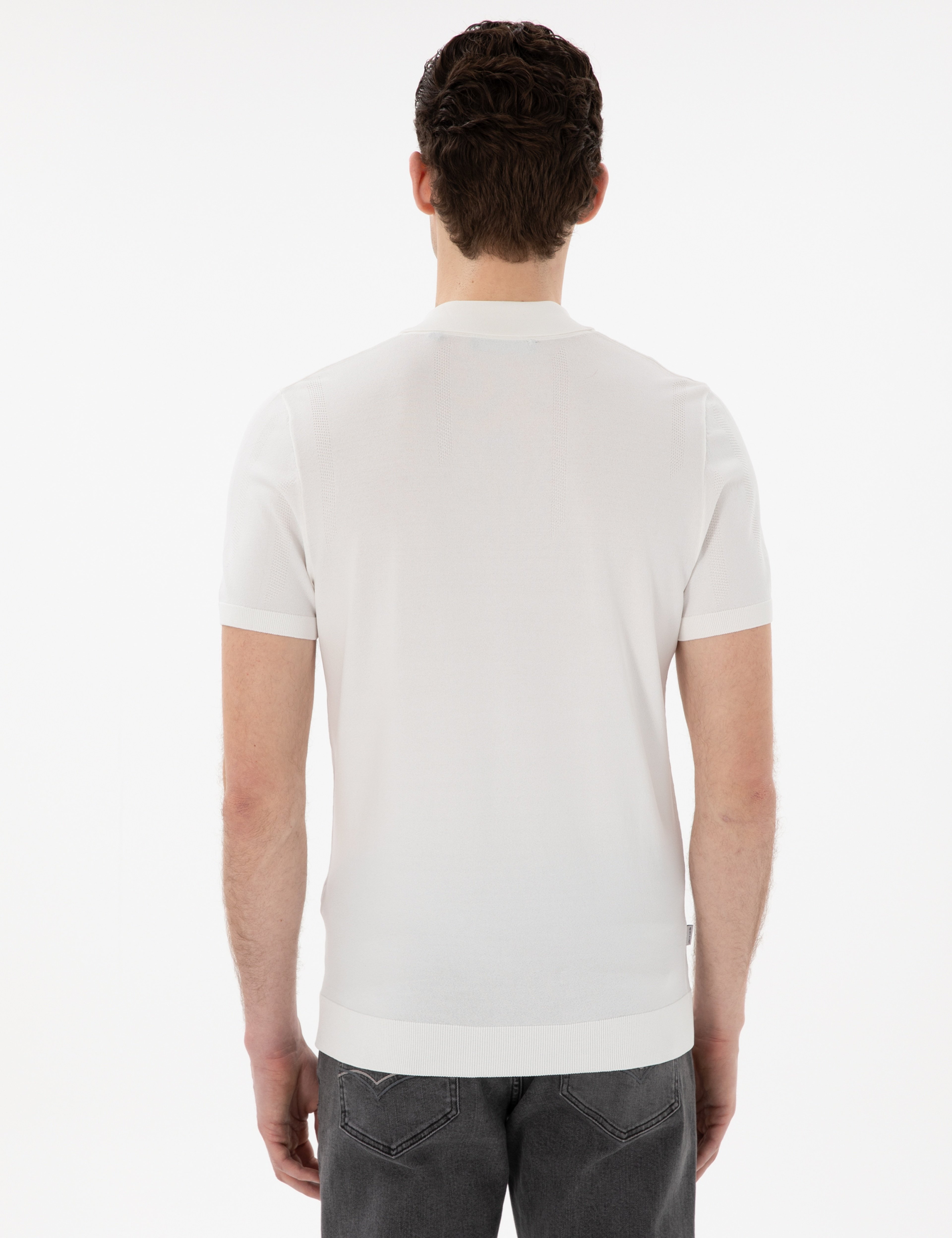 Ekru Slim Fit Fermuarlı Polo Yaka Triko Tişört