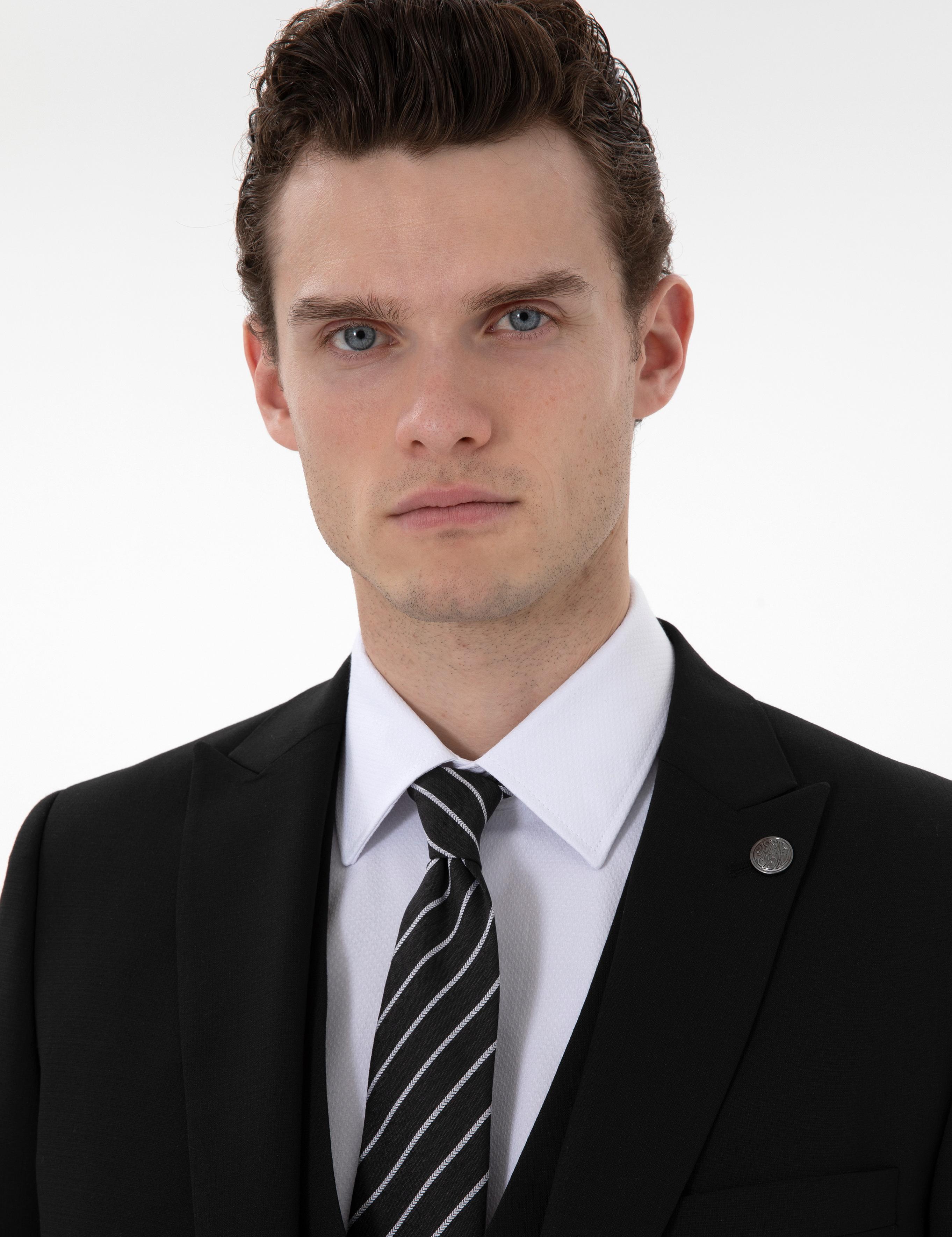 Siyah Ex. Slim Fit Yelekli Takım Elbise