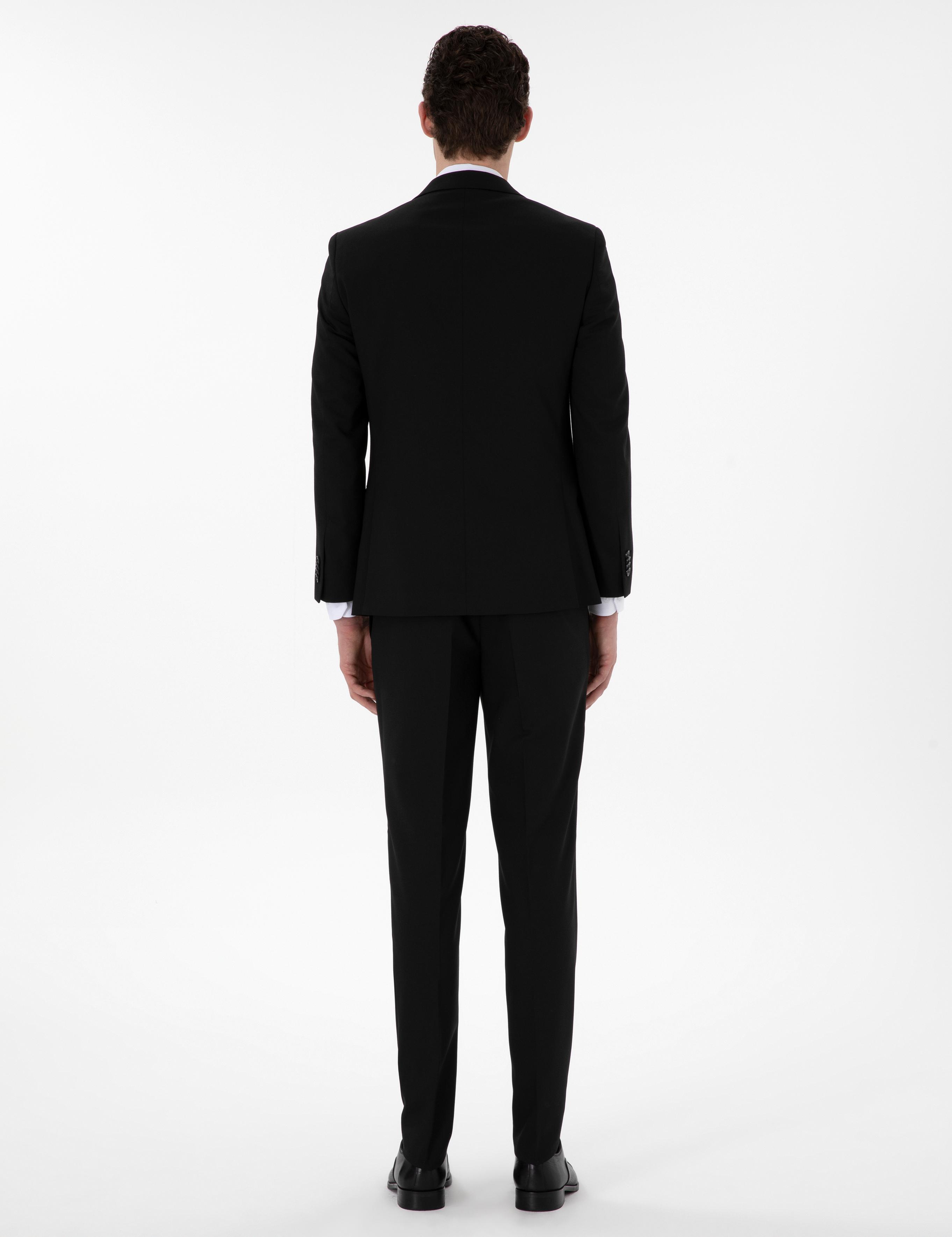 Siyah Ex. Slim Fit Yelekli Takım Elbise