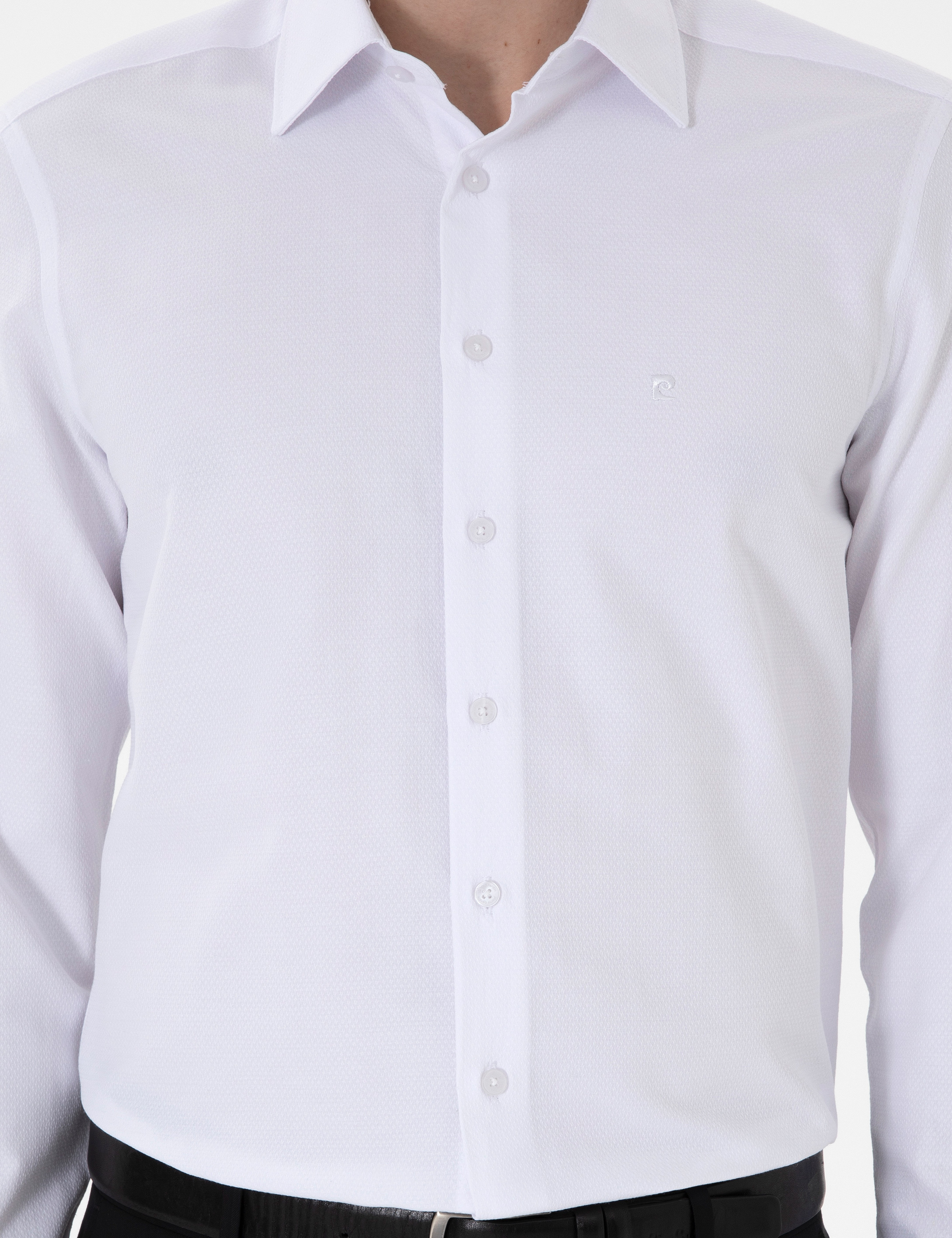 Beyaz Regular Fit Armürlü Uzun Kollu Gömlek - Image 6
