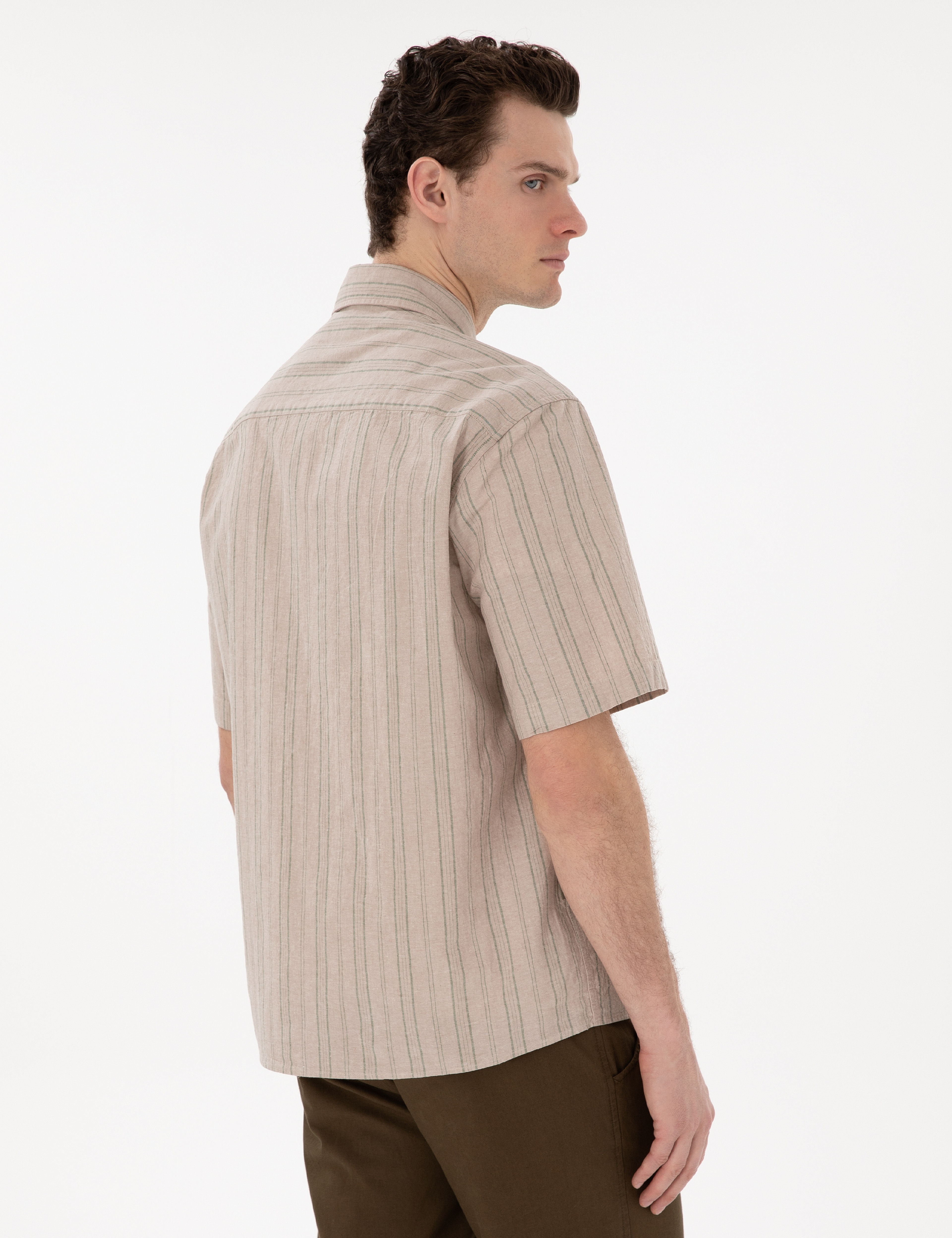 Haki Keten Karışımlı Oversize Rahat Kesim Kısa Kollu Gömlek - Image 5