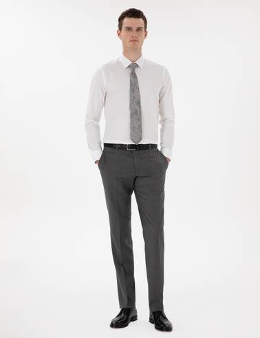 Beyaz Slim Fit Uzun Kollu Basic Gömlek