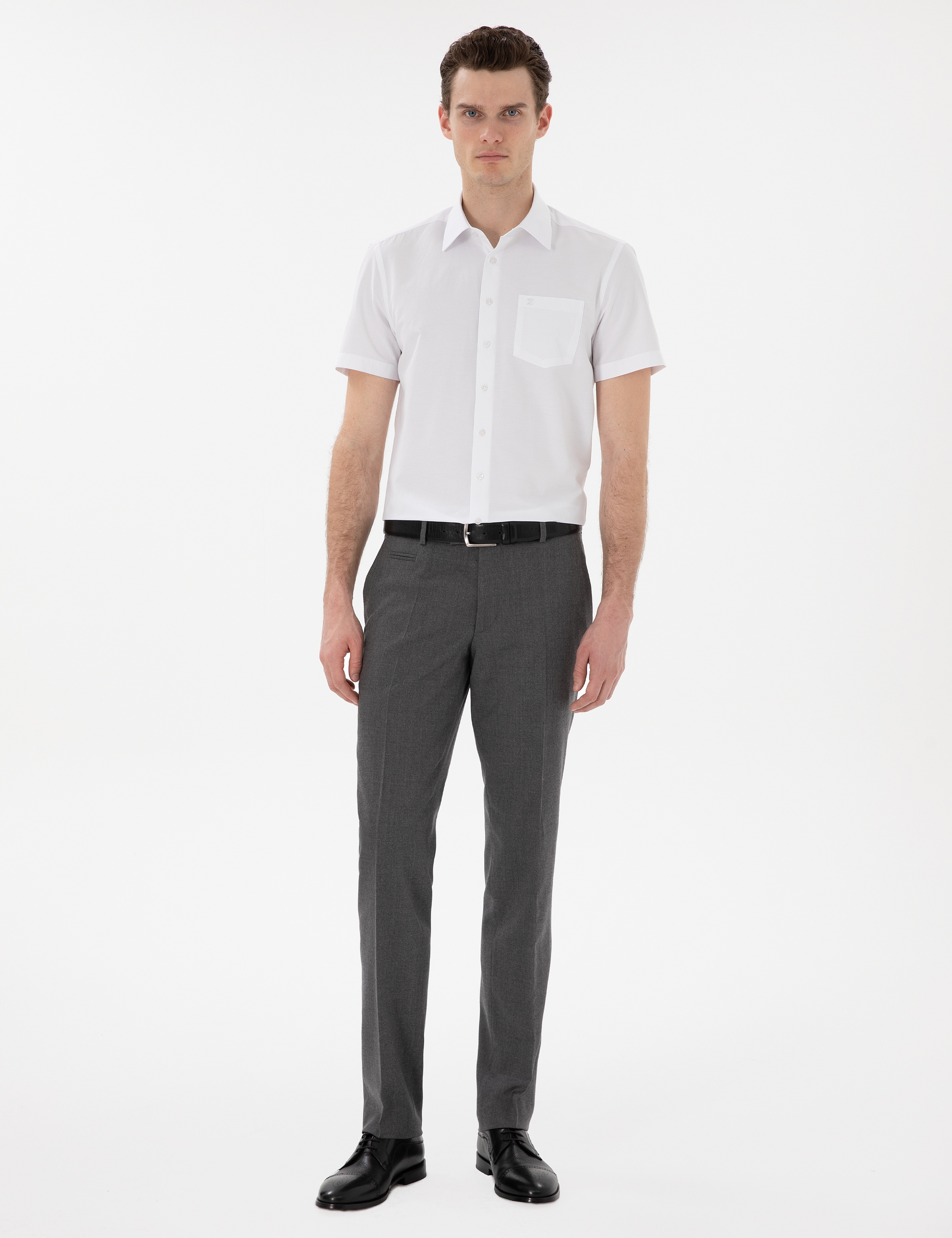 Beyaz Basic Regular Fit Kısa Kollu Cepli Gömlek - Image 4