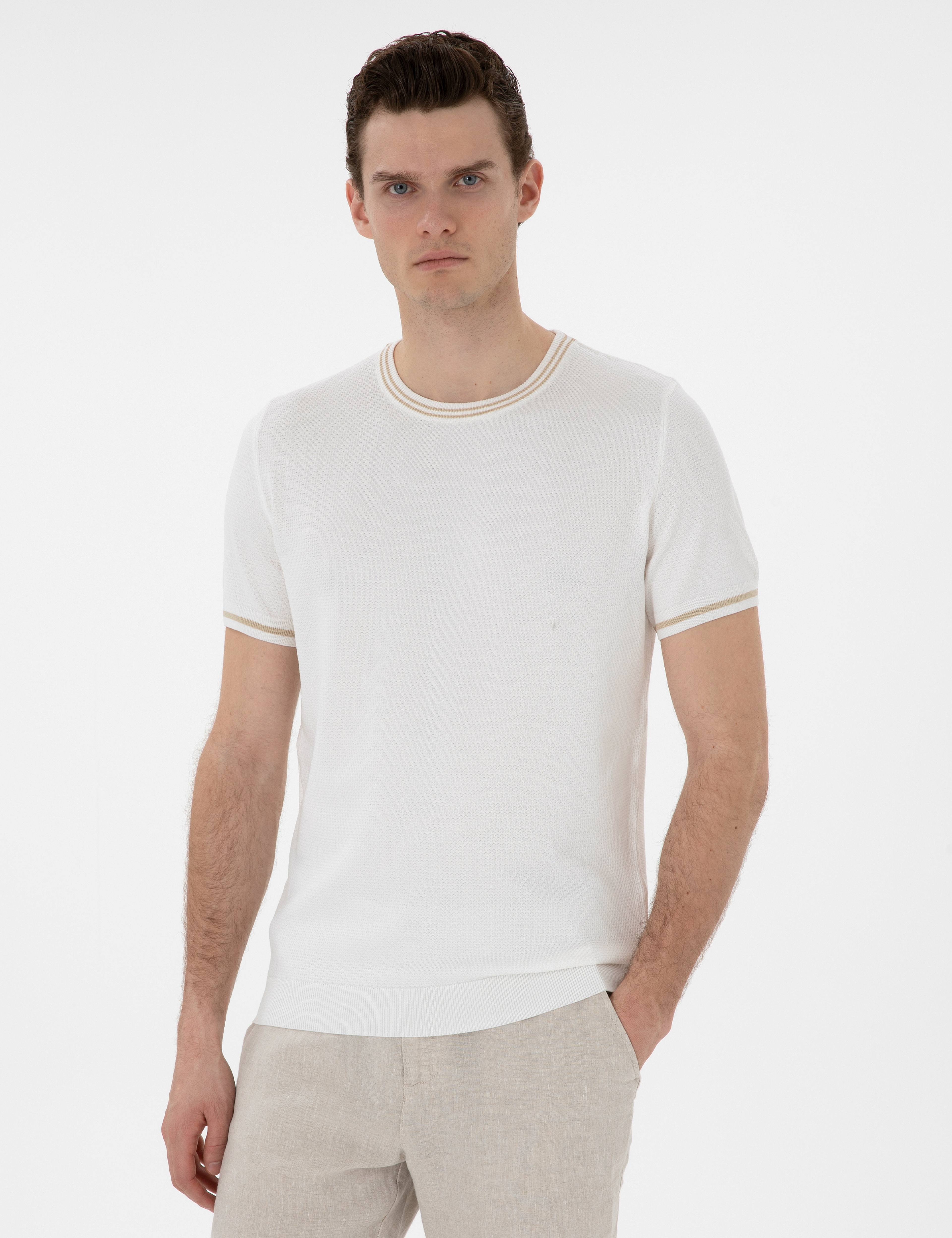 Ekru Slim Fit Bisiklet Yaka Triko Tişört - Image 1