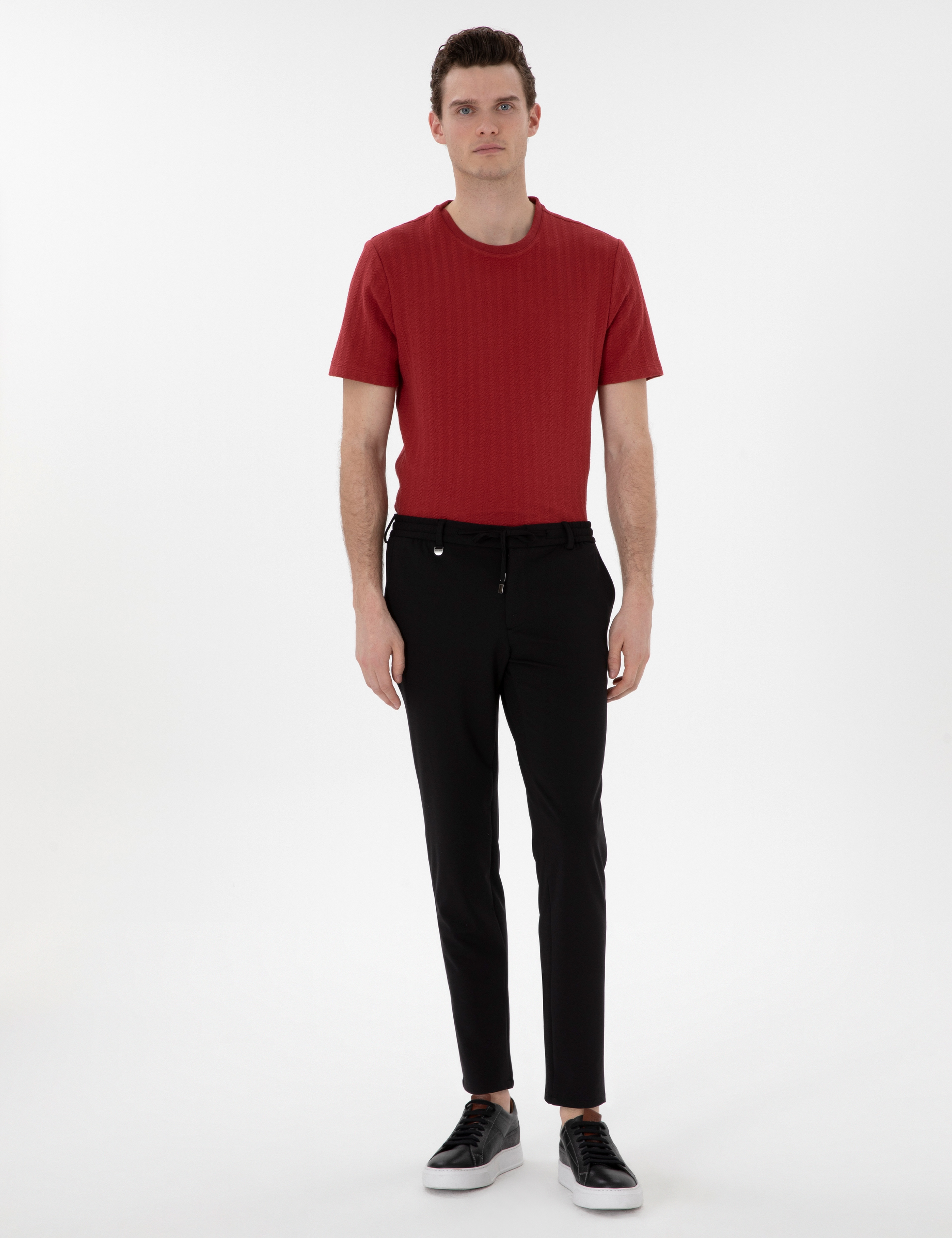 Siyah Klasik Jogger Pantolon - Image 1